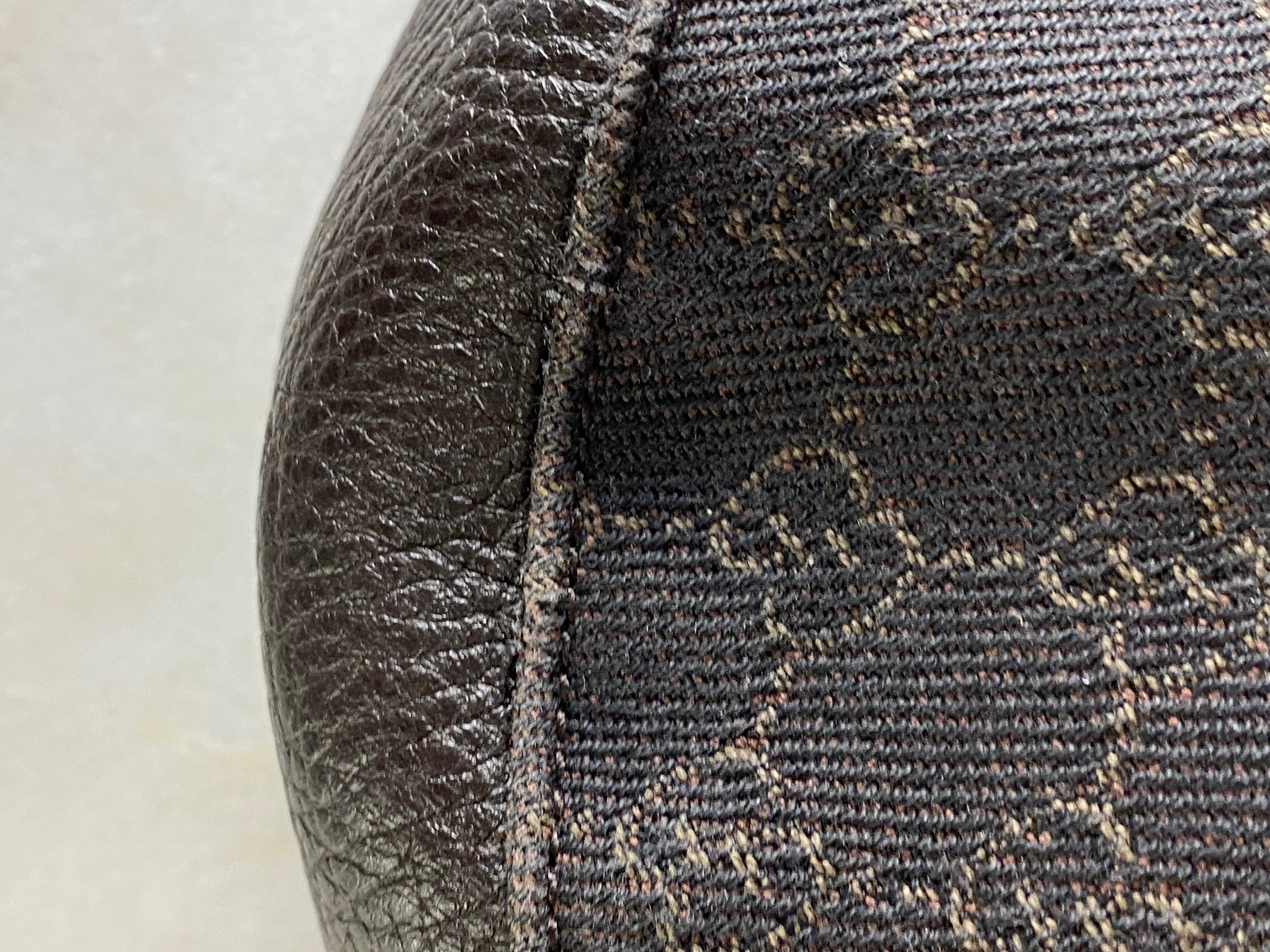 Gucci Brown GG Shoulder Bag-handbag-Gucci-The Closet Egypt