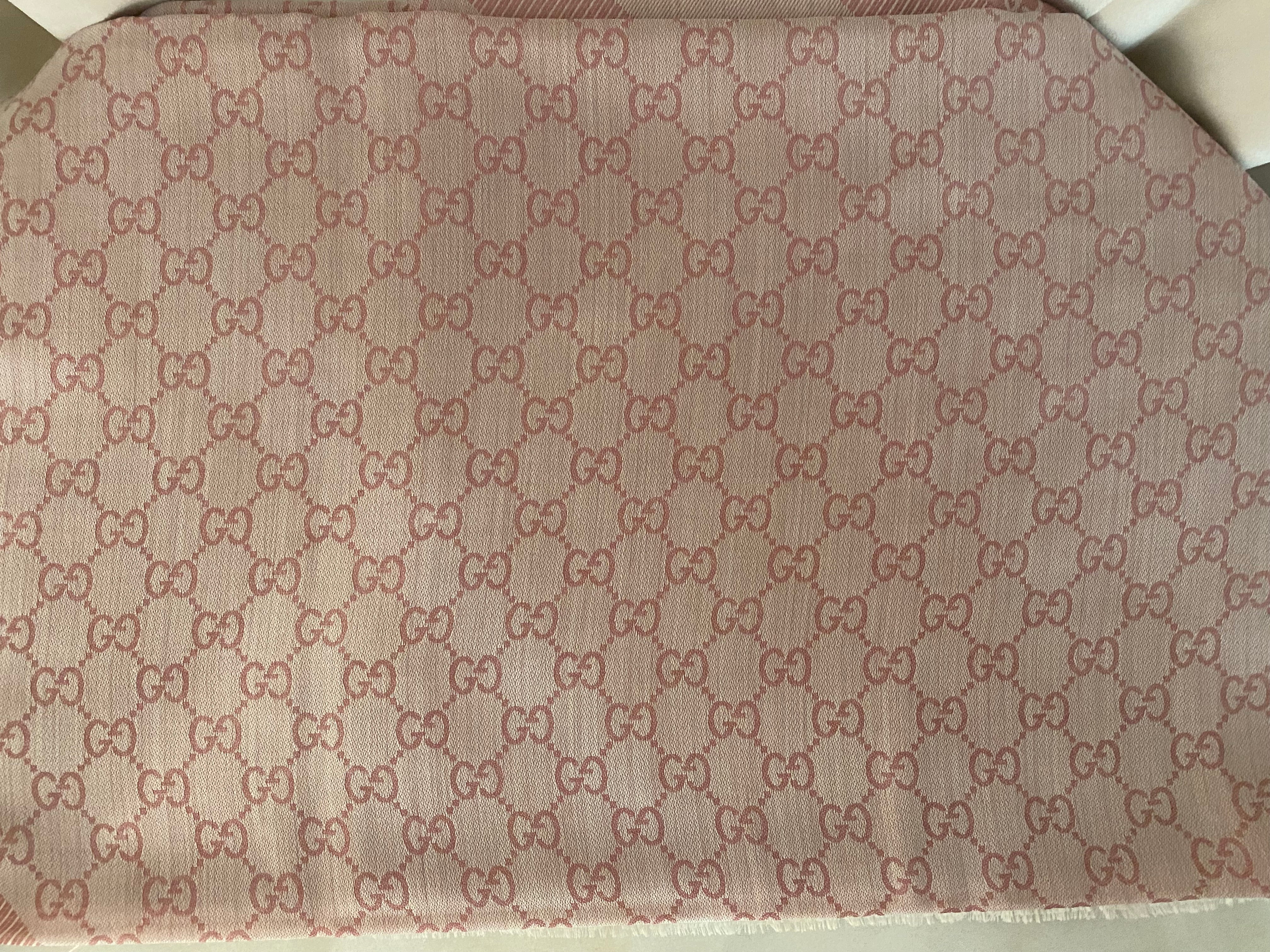 Gucci Bicolor GG Scarf