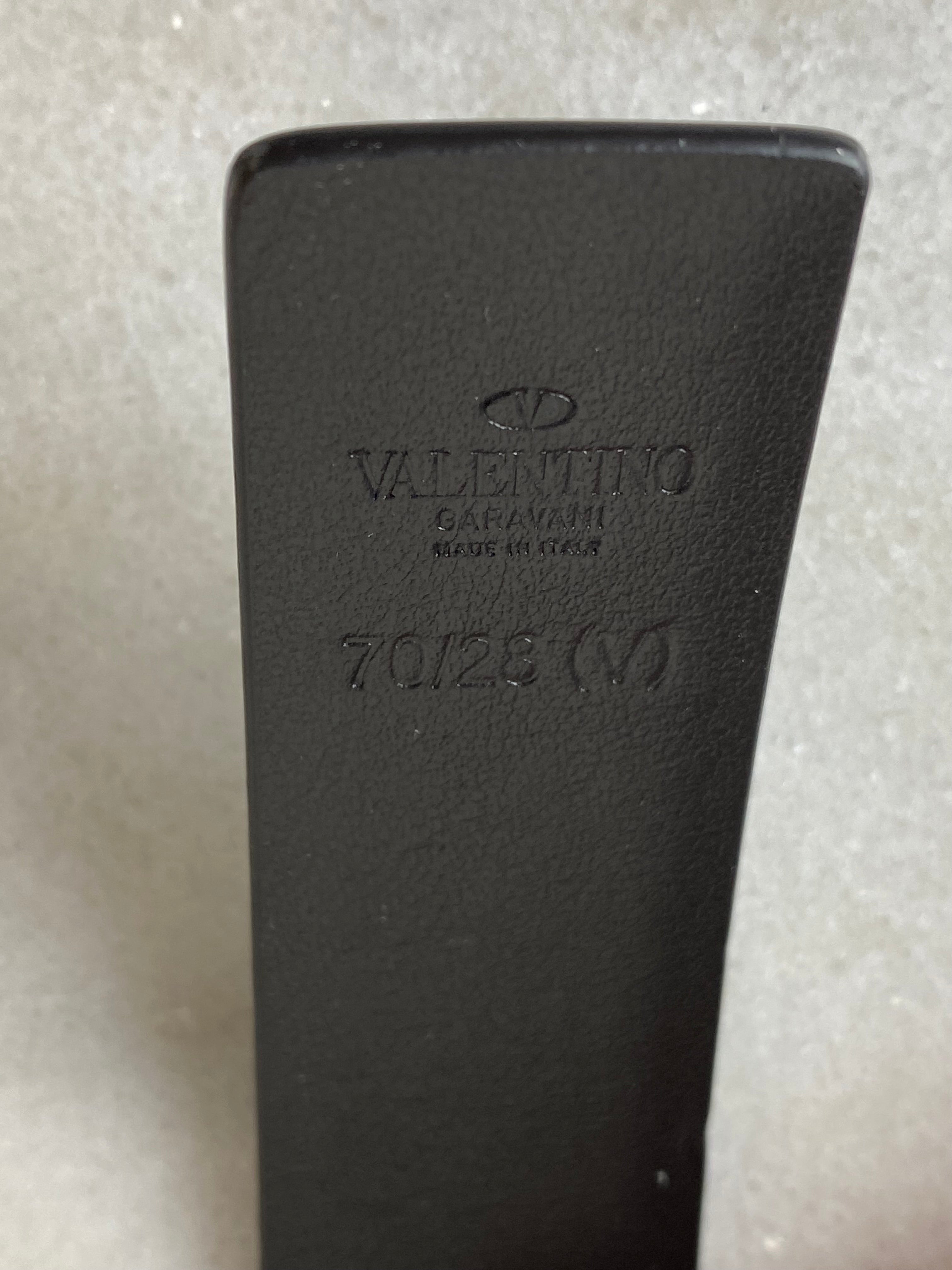 Valentino Black Garavani V Logo Chain Belt 28-Belt-Valentino-The Closet Egypt