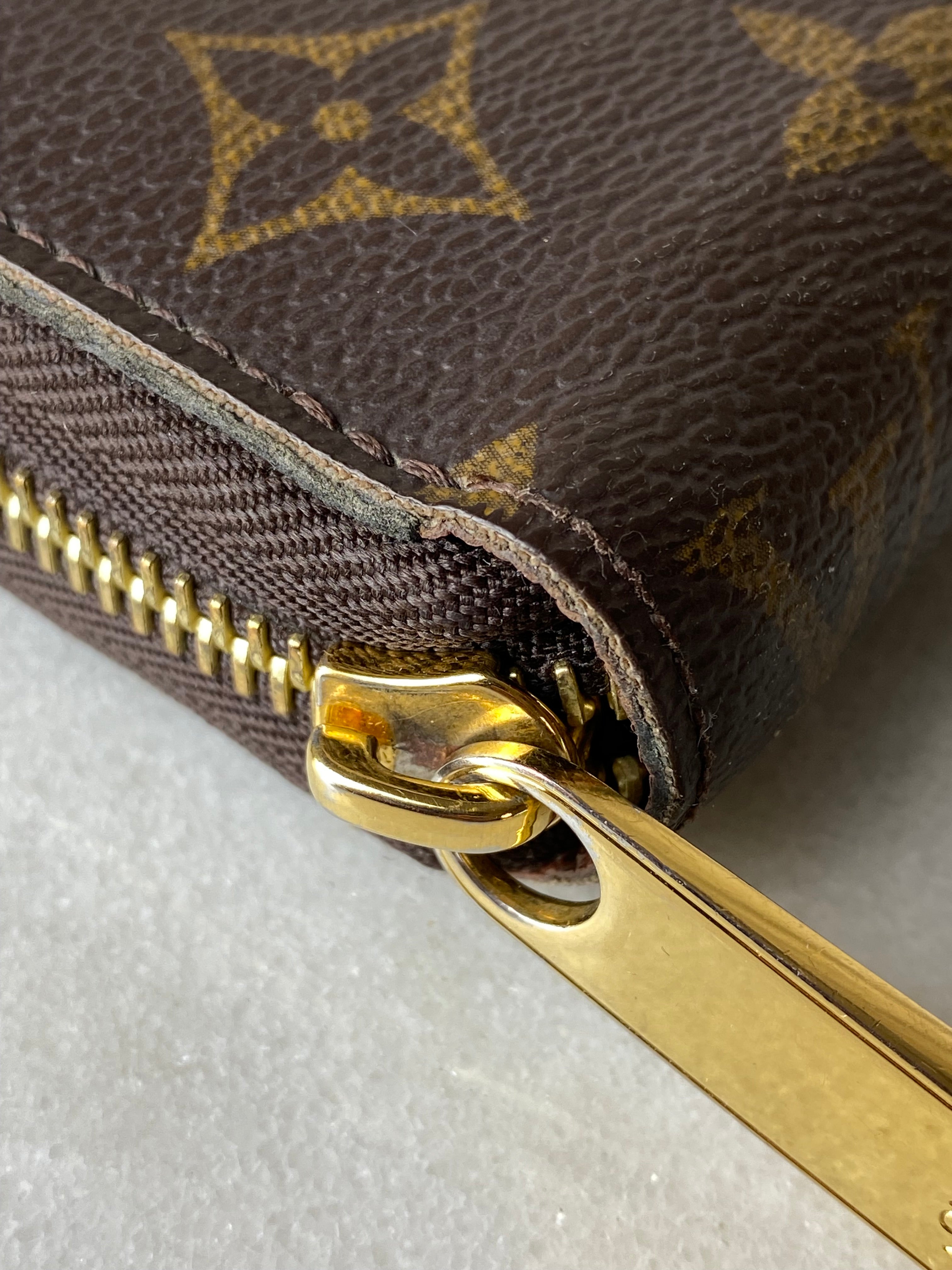 Louis Vuitton Monogram Zip Wallet-wallet-Louis Vuitton-The Closet Egypt