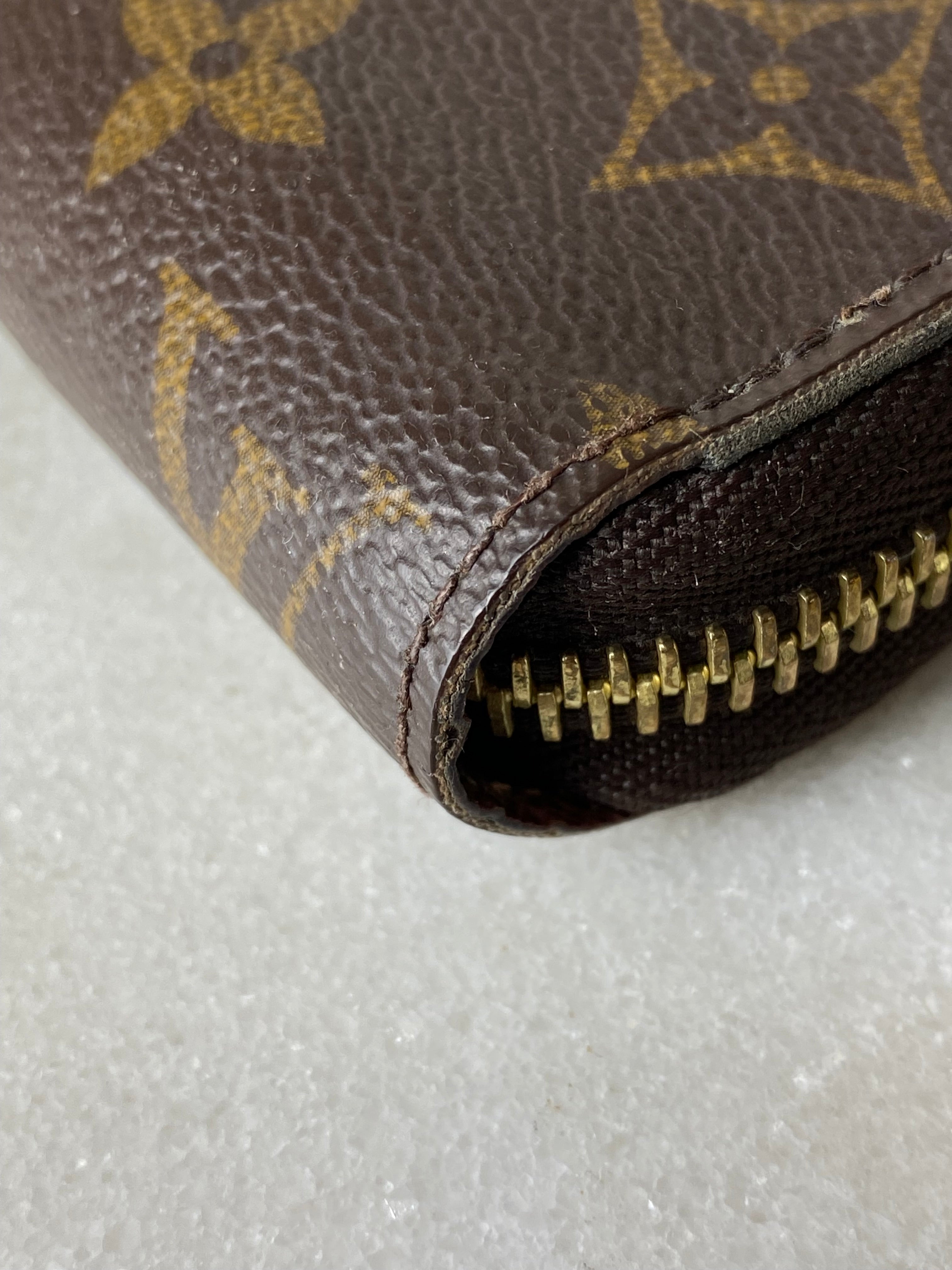 Louis Vuitton Monogram Zip Wallet-wallet-Louis Vuitton-The Closet Egypt