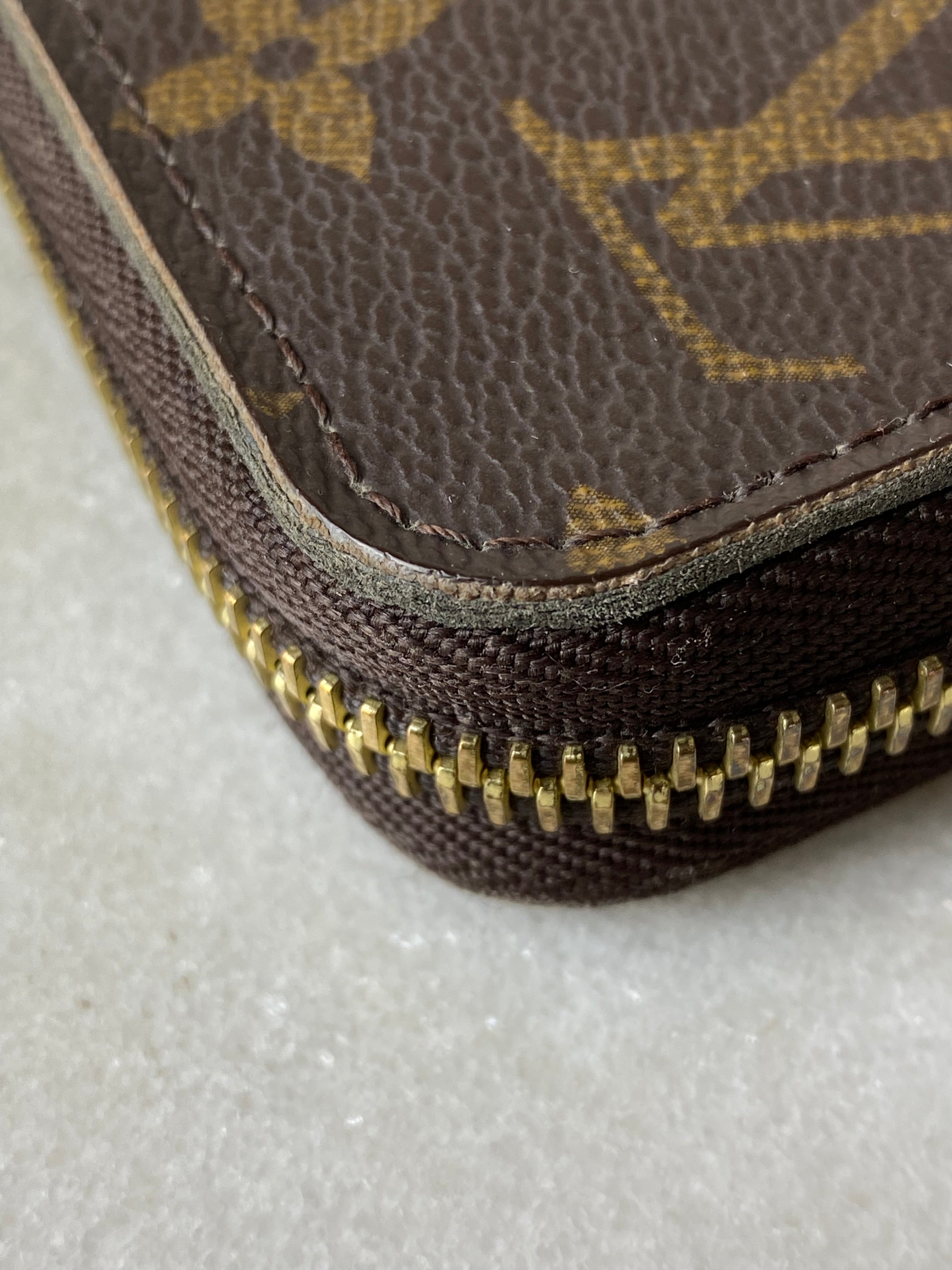 Louis Vuitton Monogram Zip Wallet-wallet-Louis Vuitton-The Closet Egypt