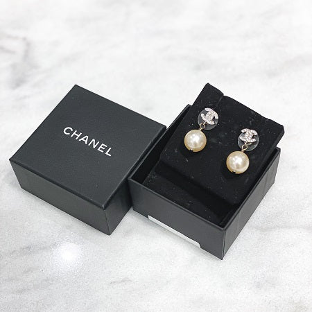 Chanel Silver CC with Drop Pearl Earrings-Earrings-Chanel-The Closet Egypt