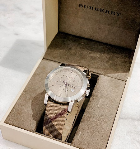 Burberry House Check Watch-Watch-Burberry-The Closet Egypt