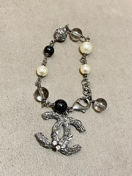 Chanel Tricolor CC Pearl Bracelet-Bracelet-Chanel-The Closet Egypt