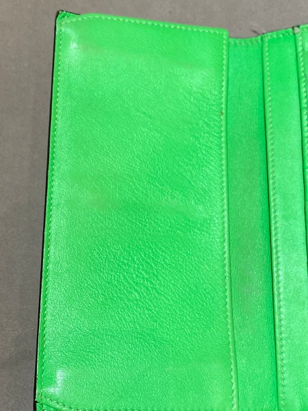 Gucci Bicolor GG Supreme Heart Print Wallet-wallet-Gucci-The Closet Egypt