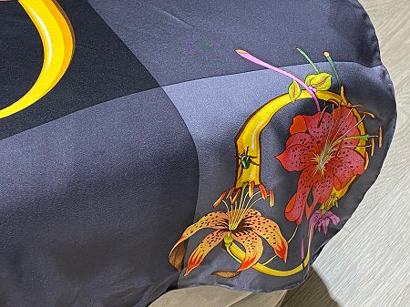 Gucci Bicolor Scarf-Scarf-Gucci-The Closet Egypt