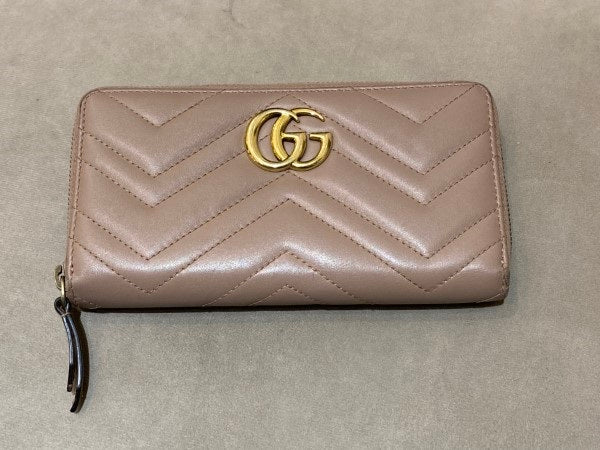 Gucci Beige GG Matelasse Marmont Zip Around Wallet