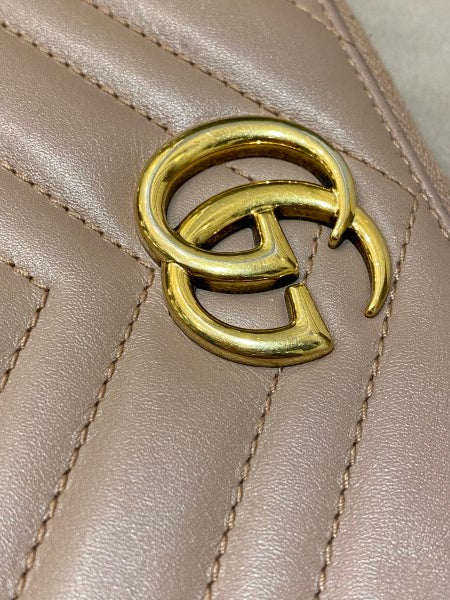 Gucci Beige GG Matelasse Marmont Zip Around Wallet