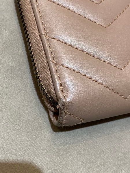 Gucci Beige GG Matelasse Marmont Zip Around Wallet
