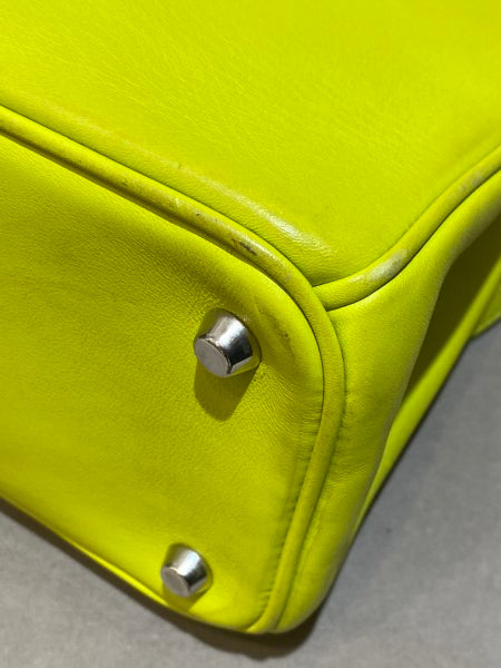 Christian Dior Neon Green Diorissimo Medium Bag-handbag-Christian Dior-The Closet Egypt