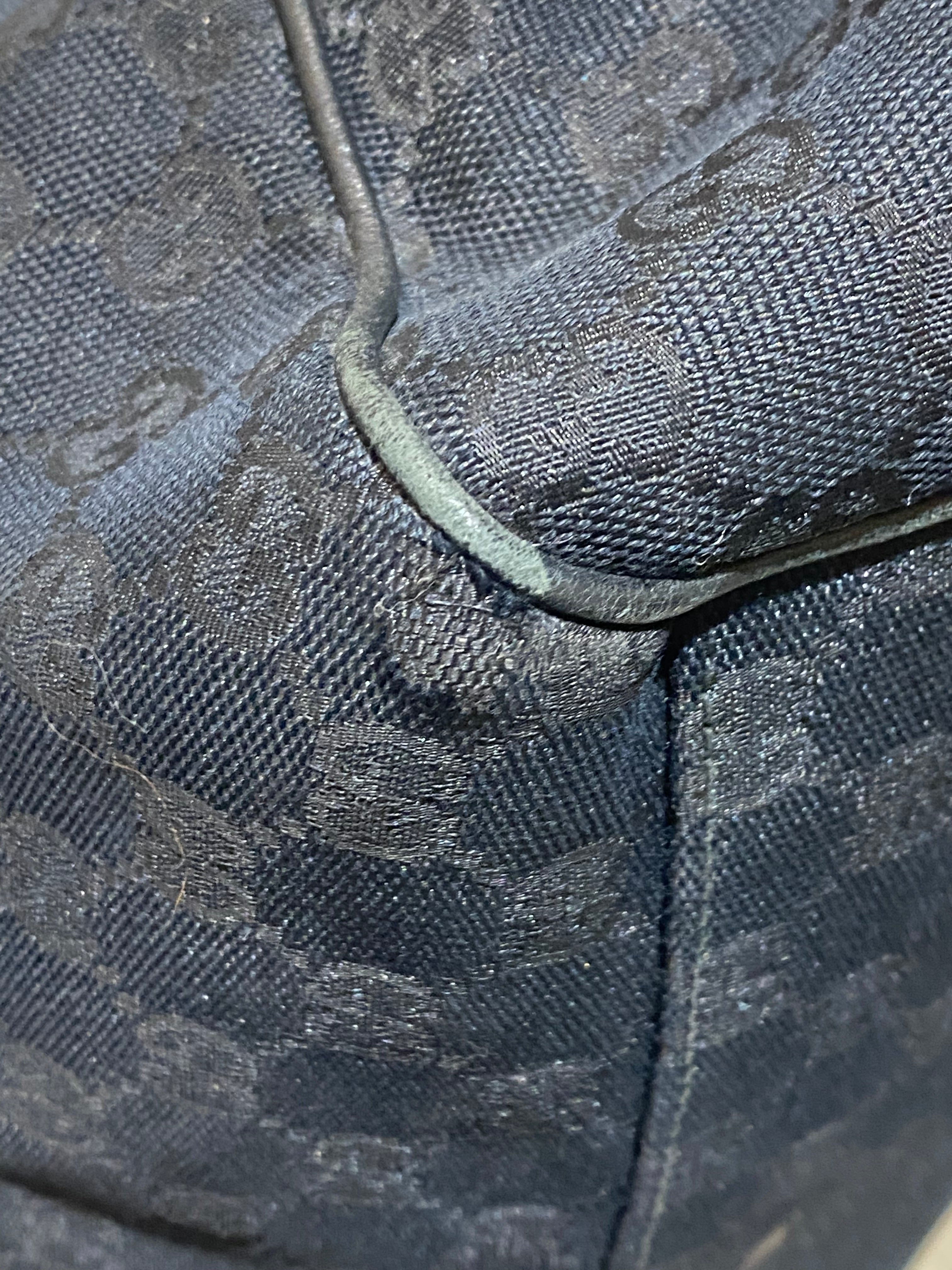 Gucci Black Hobo Bag-handbag-Gucci-The Closet Egypt