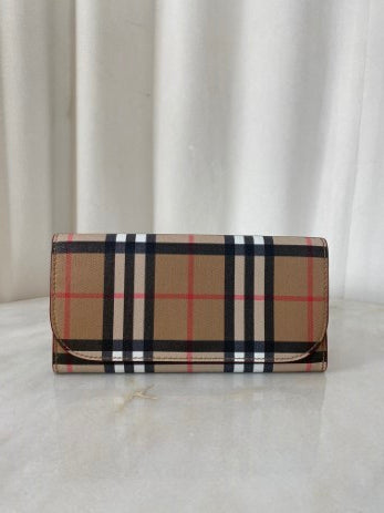 Burberry House Check Long Wallet