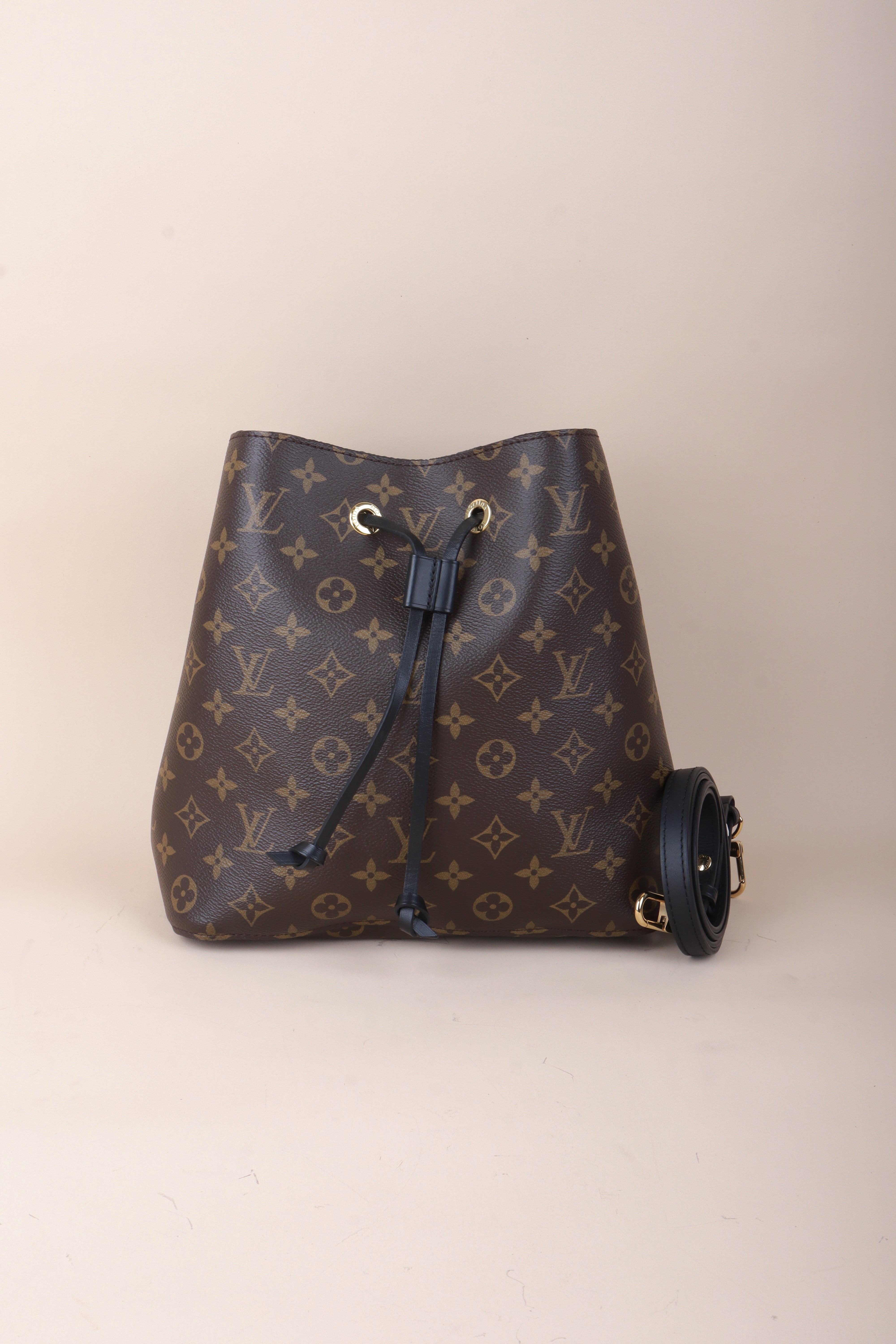 Louis Vuitton Monogram Black Neonoe mm
