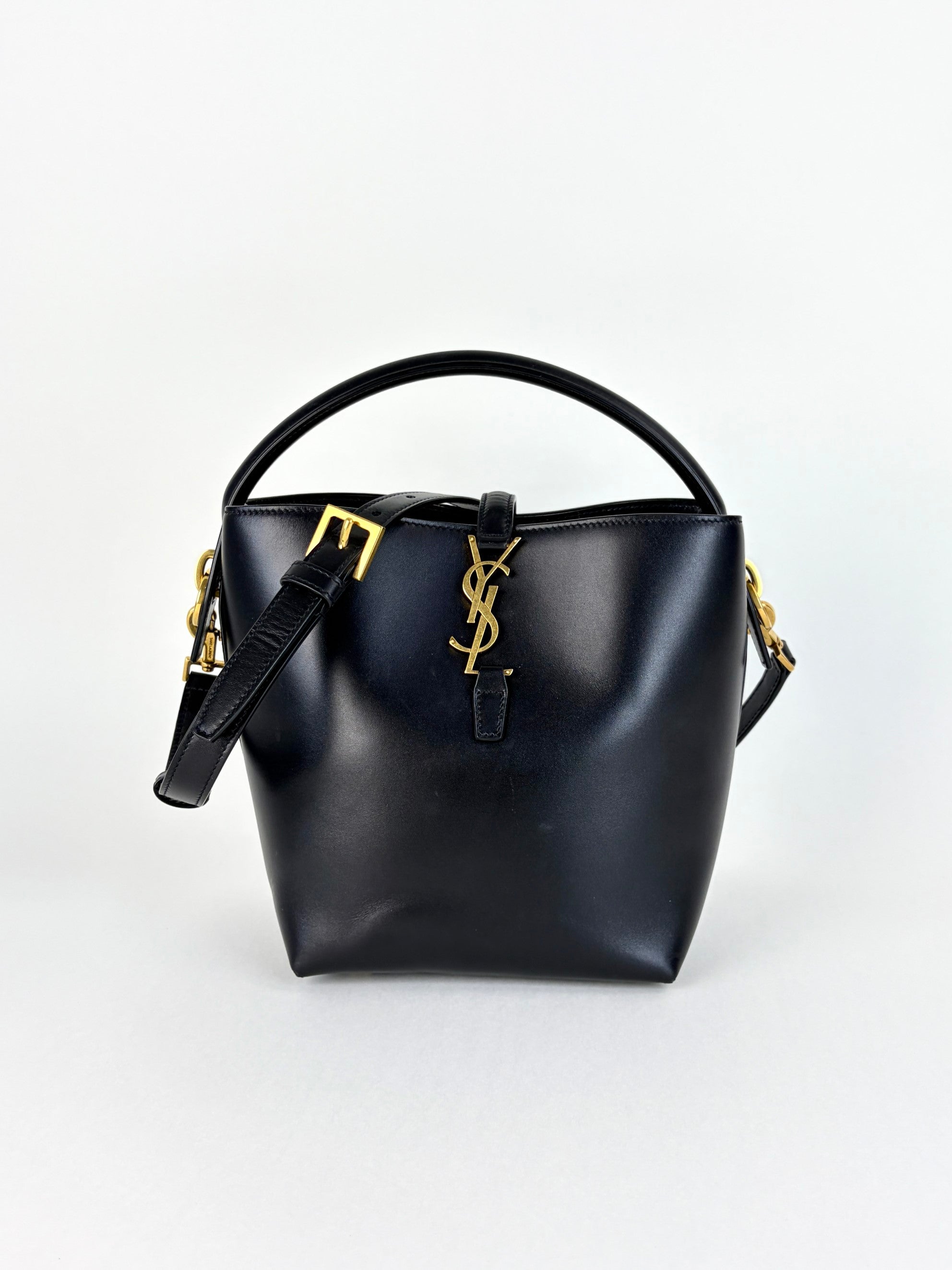 YSL black calfskin shiny leather le 37 small bucket bag