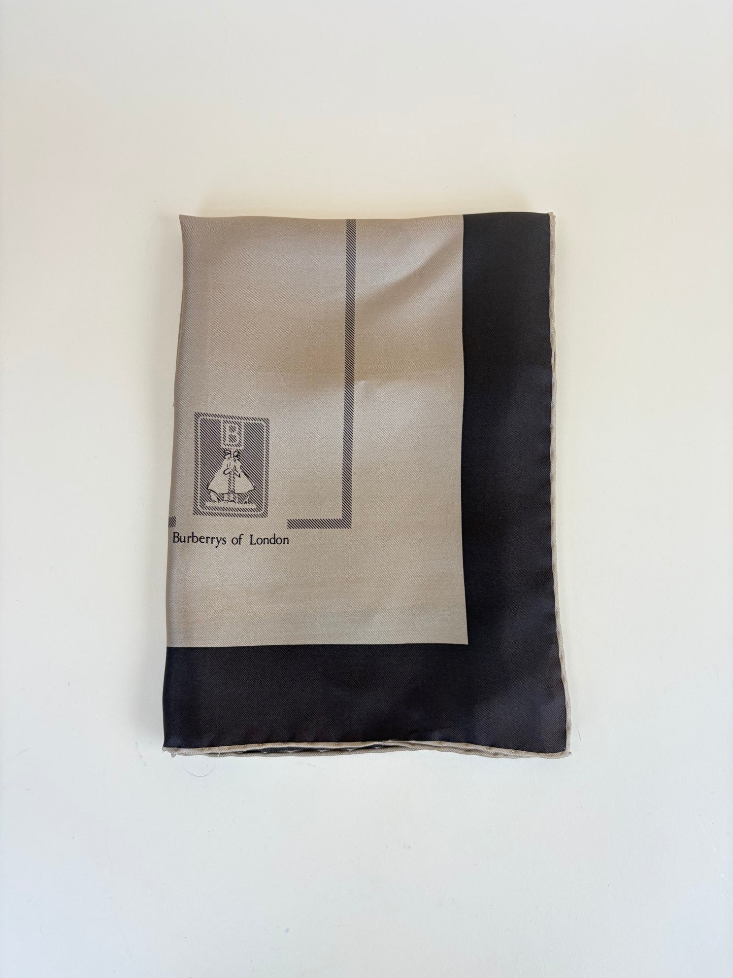 Burberry bicolor brown and beige 100%silk