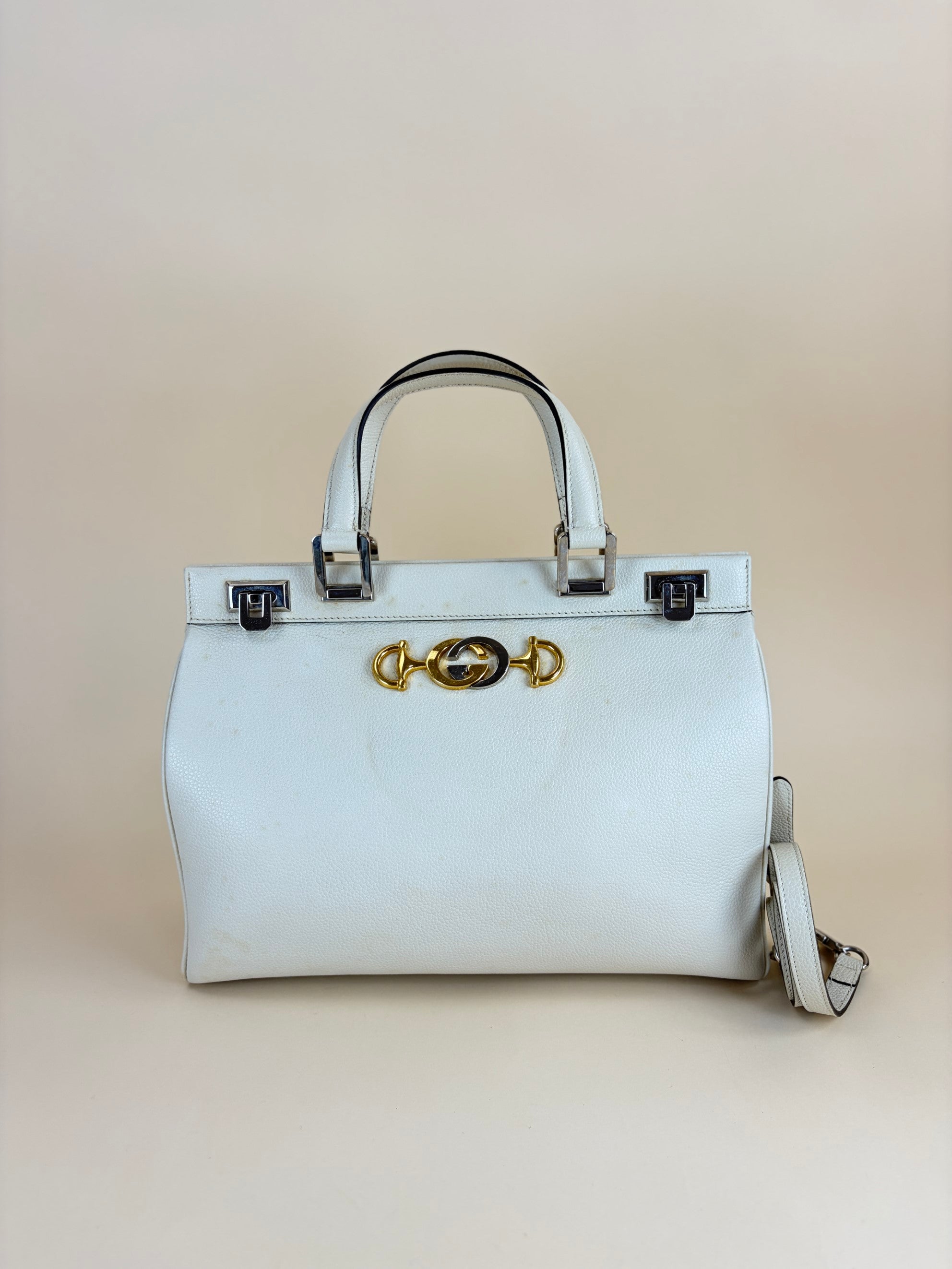 Gucci Off White Zumi Grainy Tote Bag with Strap