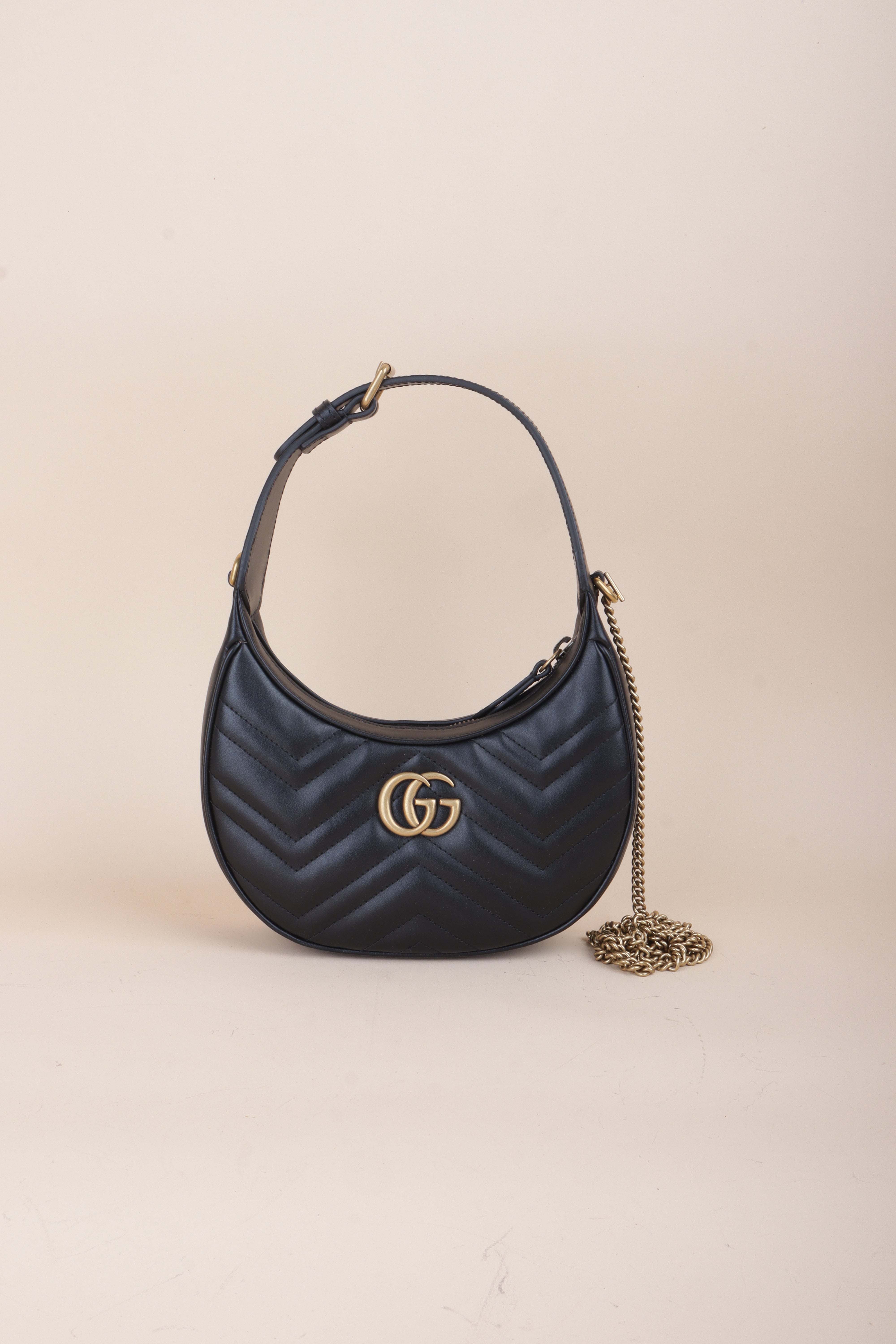 GUCCI gg small Marmont half moon