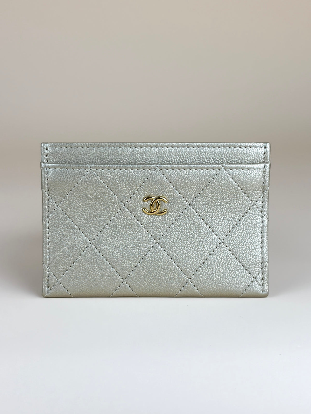 Chanel gold metallic quilted calfskin classic card holder