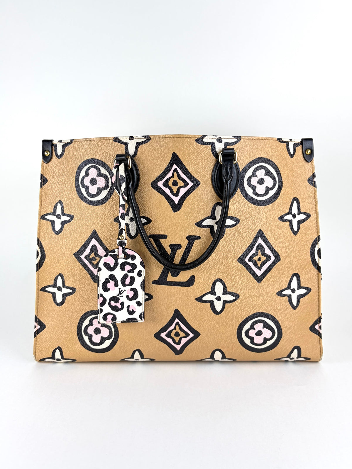 Louis Vuitton Monogram giant wild at heart on the go gm Arizona