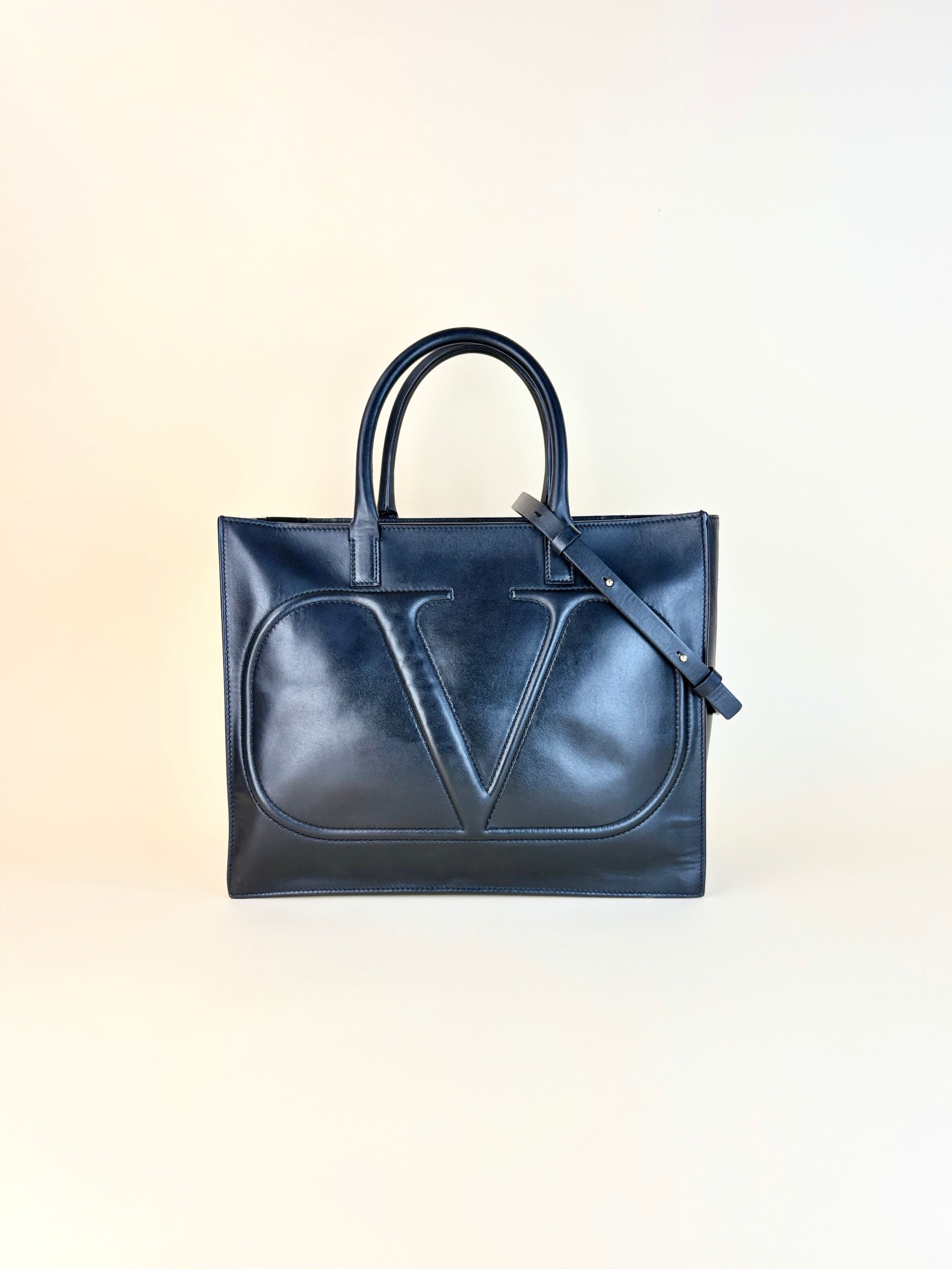 Valentino Black leather vlog walk medium  shopping bag