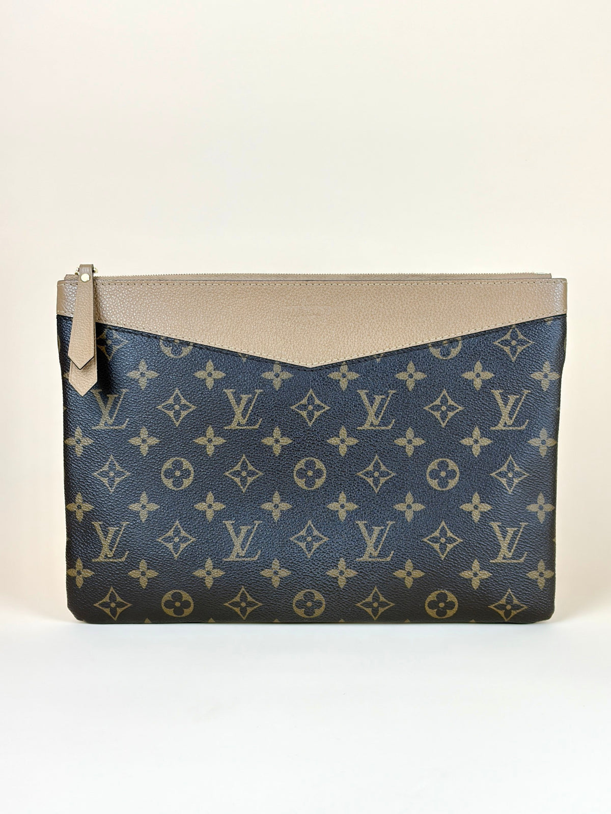 Louis Vuitton brown calfskin monogram canvas daily pouch