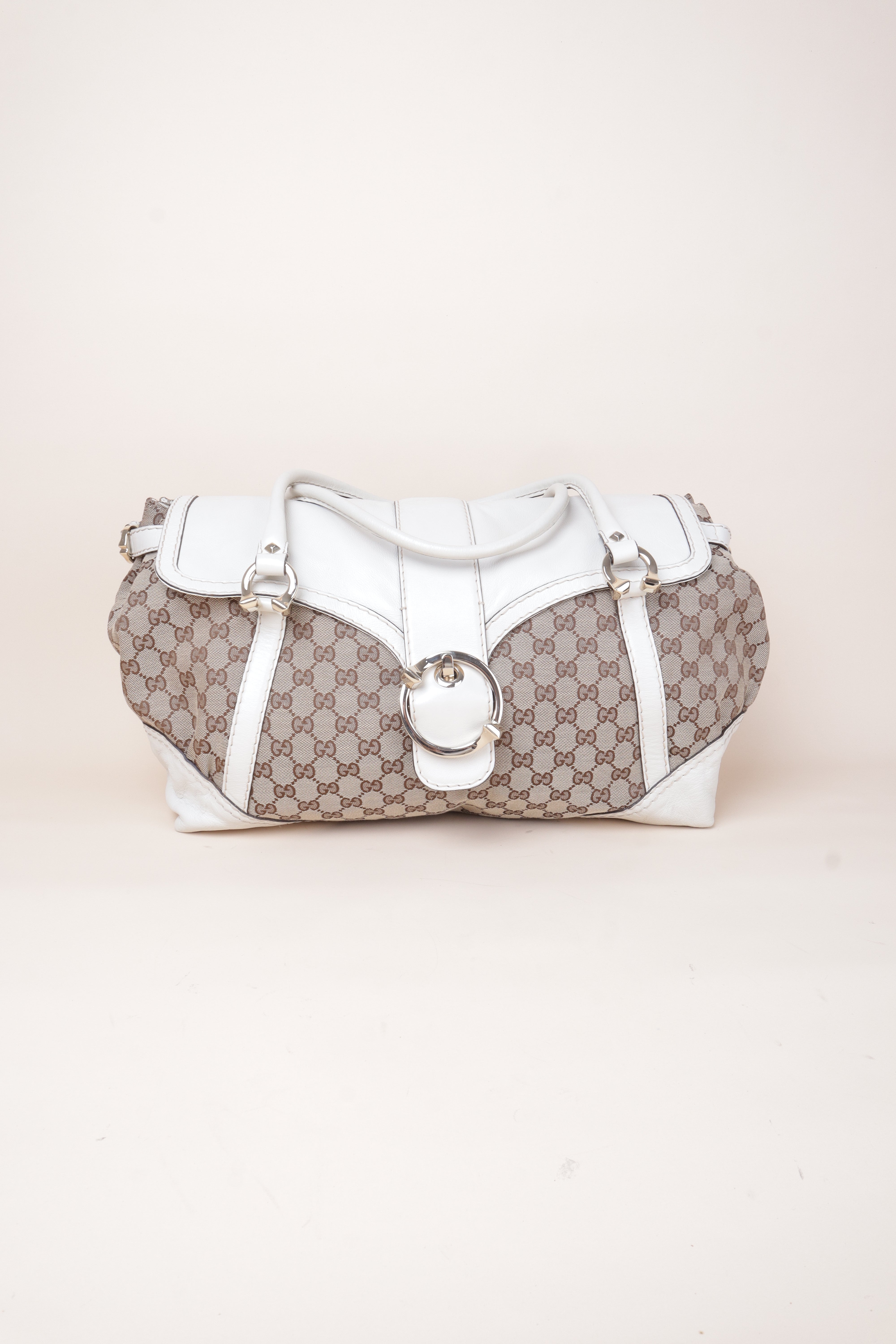 gucci beige& off white GG CANVAS Shoulder bag