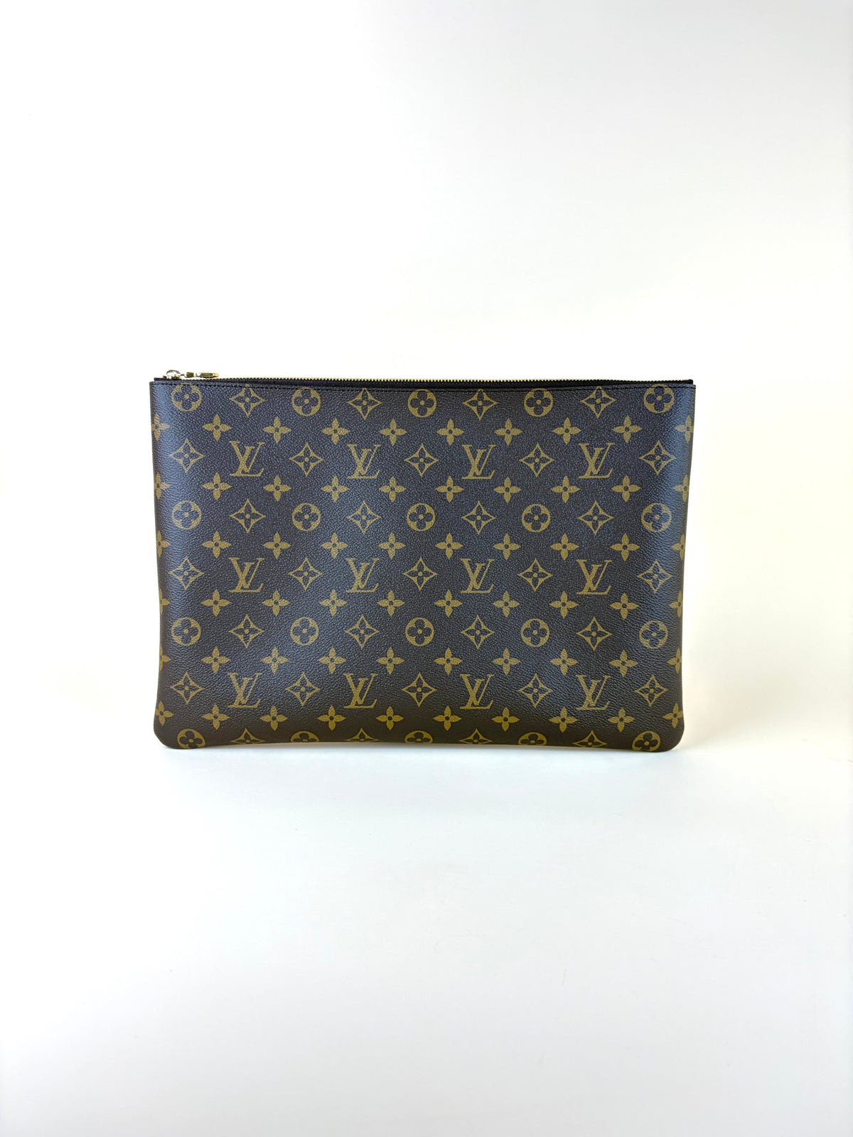 Louis Vuitton key L pouch