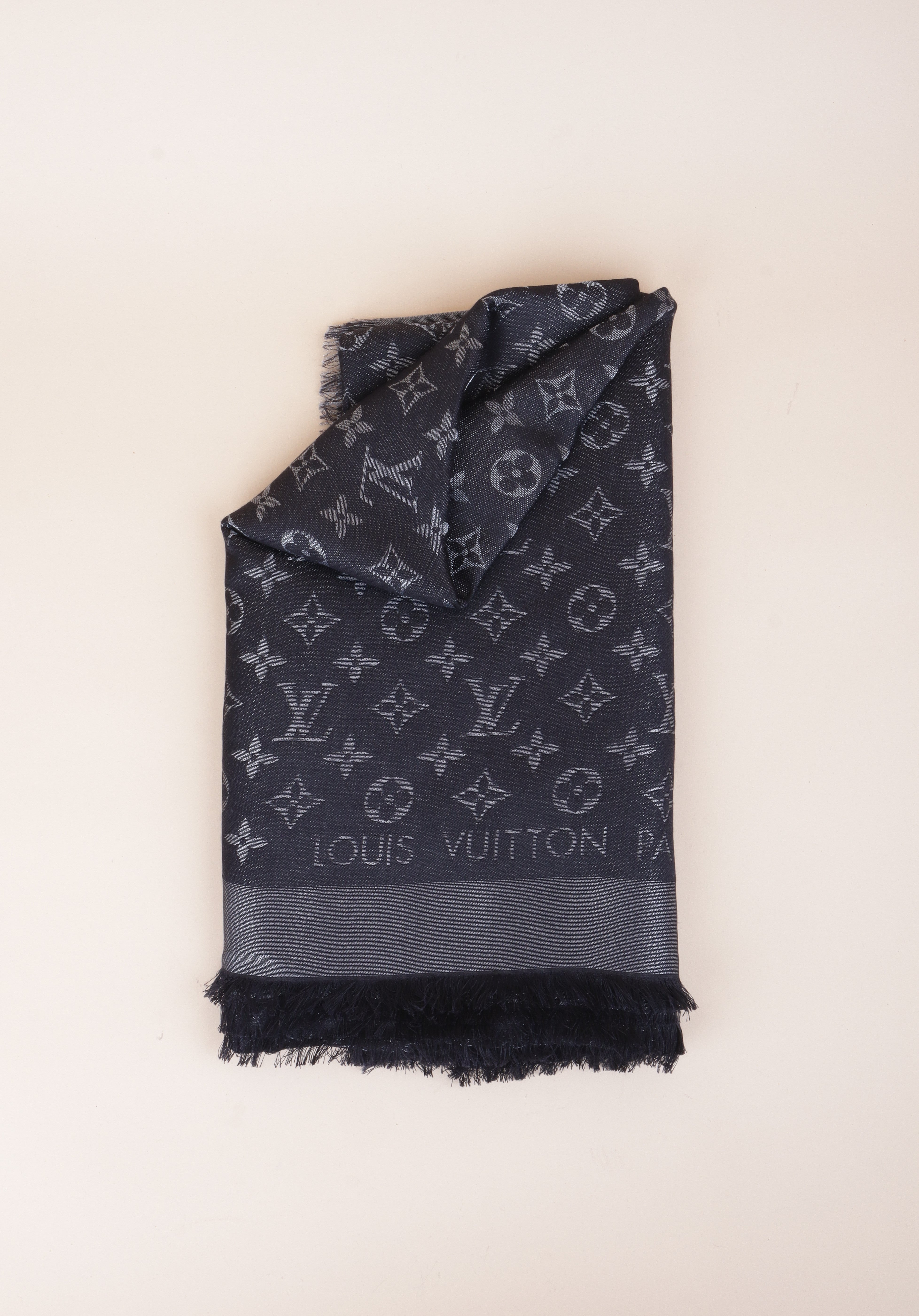 Louis Vuitton Shine Shawl monogram bicolor dark and light brown