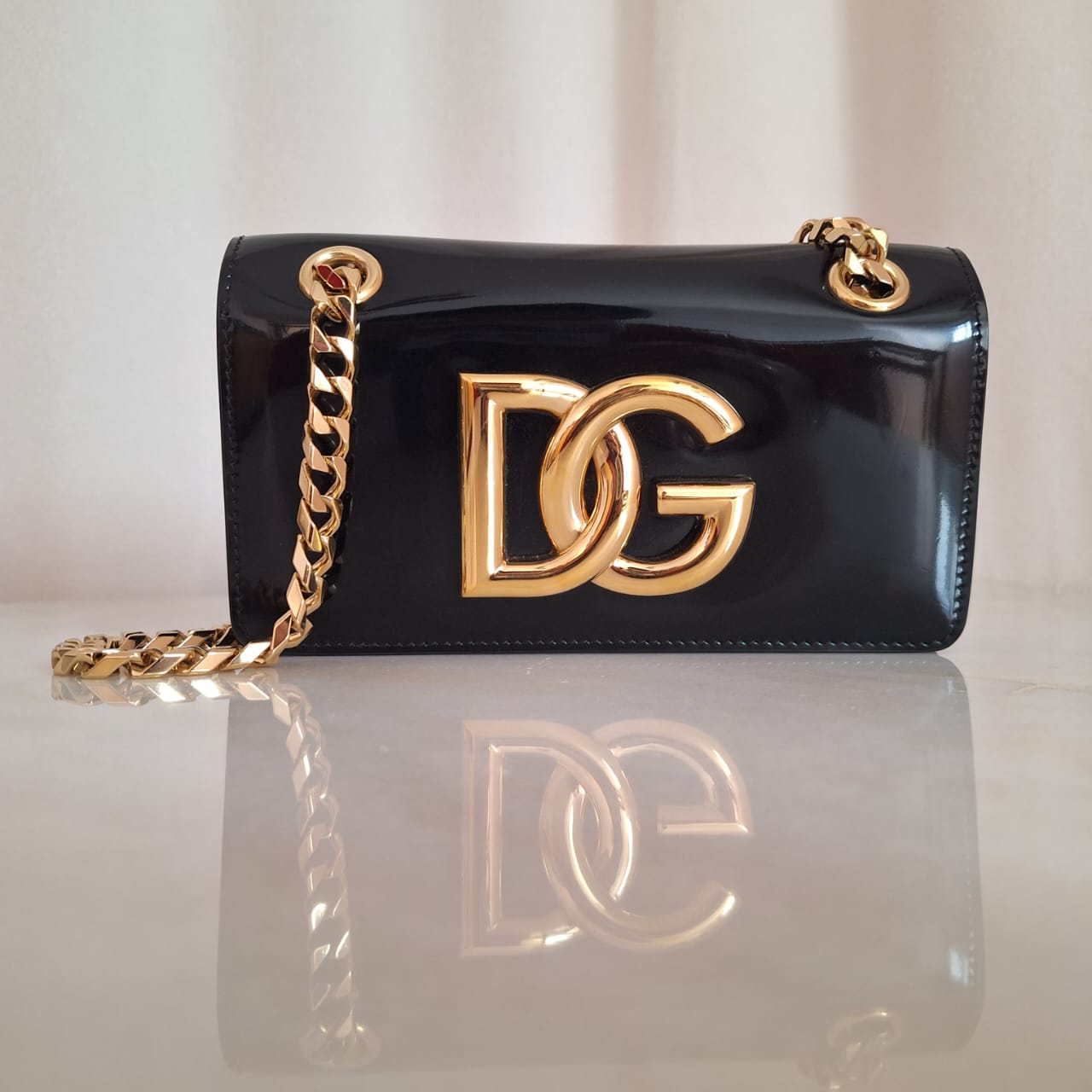 Dolce & Gabbana Black DG 3.5 Polished Small Phone Chain Bag