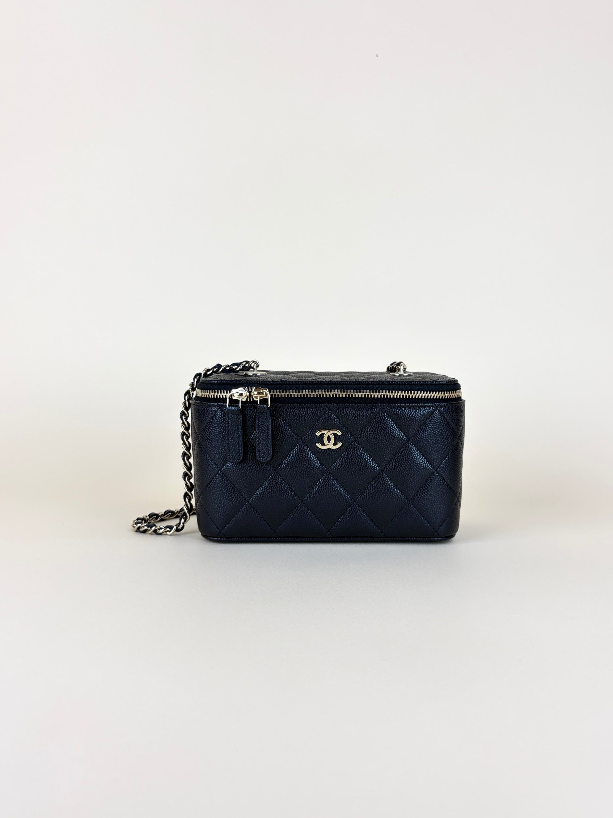 Chanel black euro caviar quilted Small Vanity Chain Case