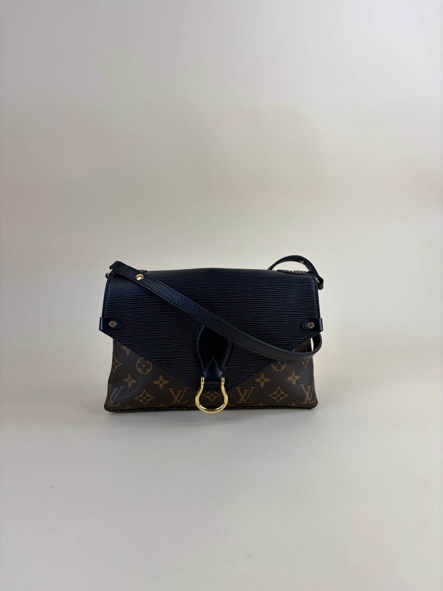 Louis Vuitton Monogram Black Saint Michel Crossbody bag