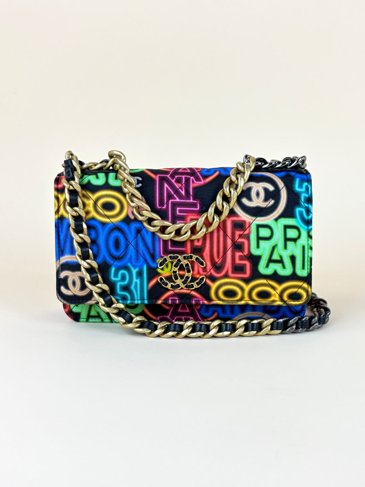 Chanel fabric printed Chanel 19 wallet on chain black