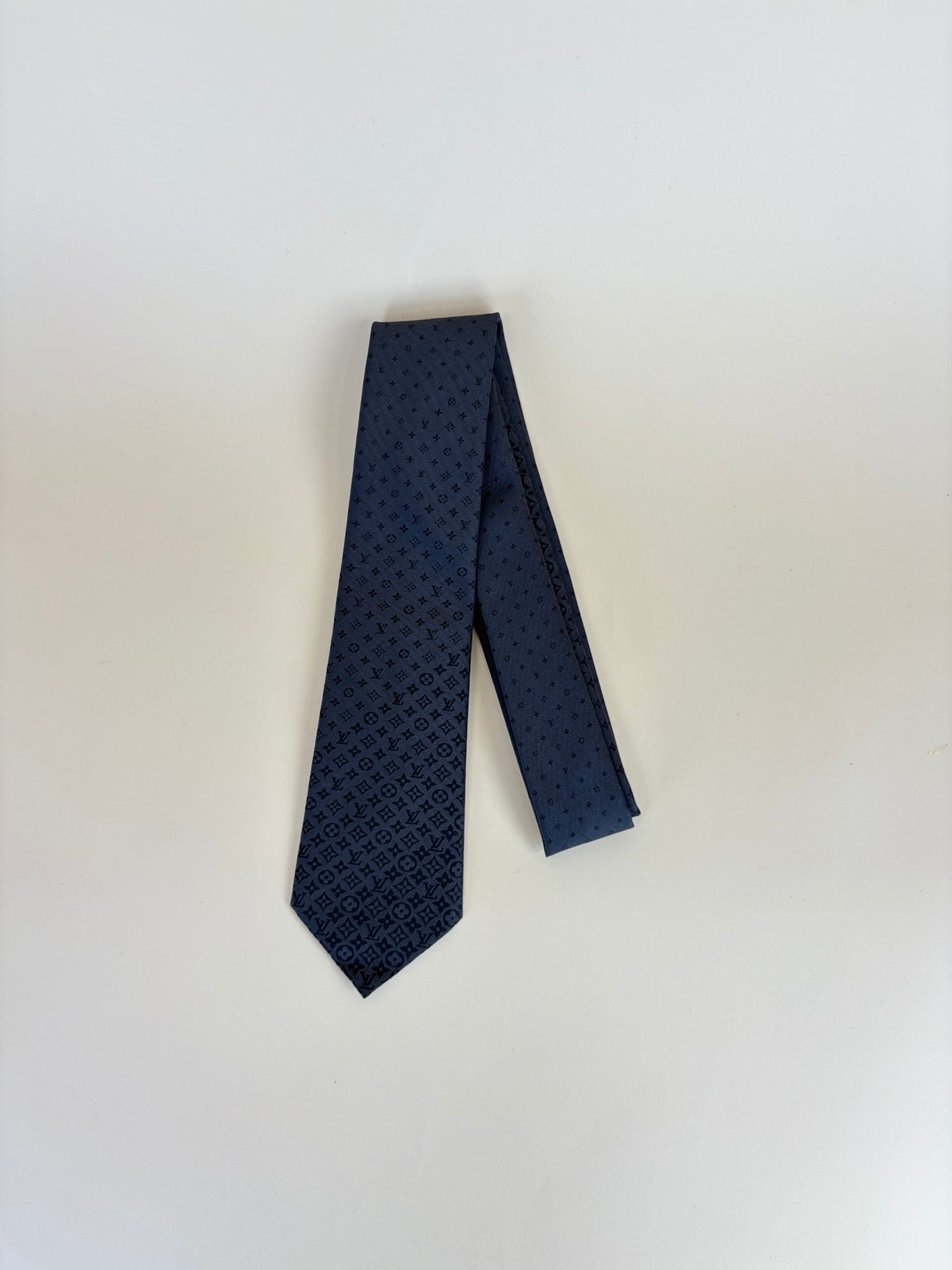 Louis Vuitton Black Fading Monogram Tie