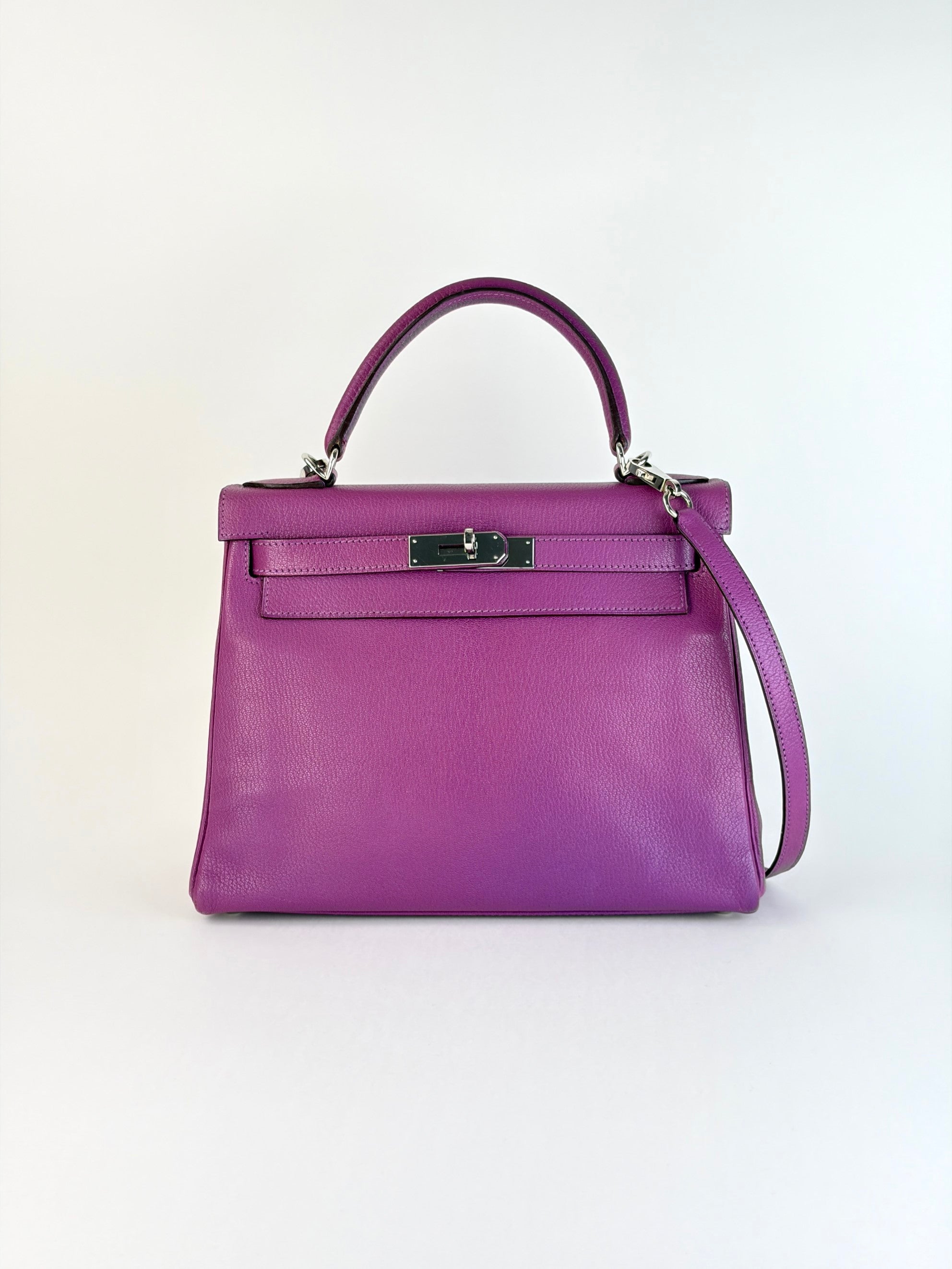 Hermes Kelly Returnee 28 cyclamen chive Mysore leather