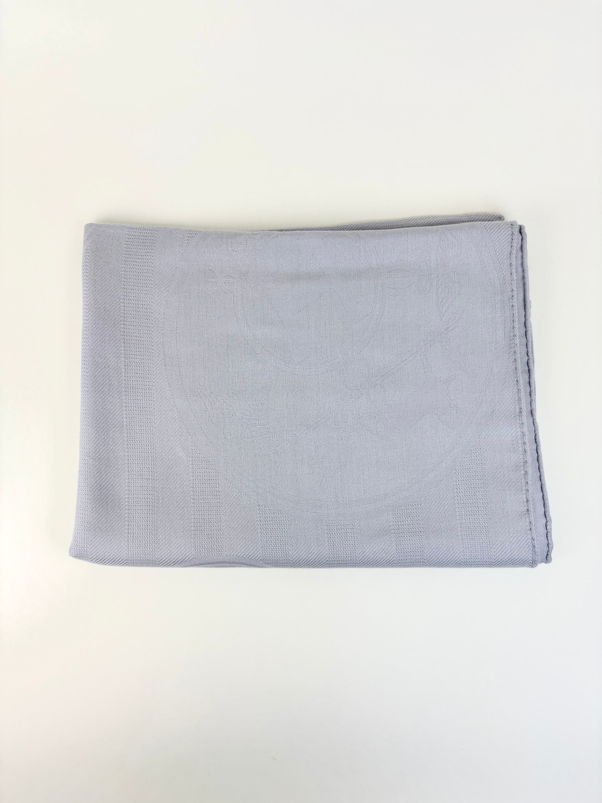 HERMES gris nauge new libris stole silk cashmere shawl