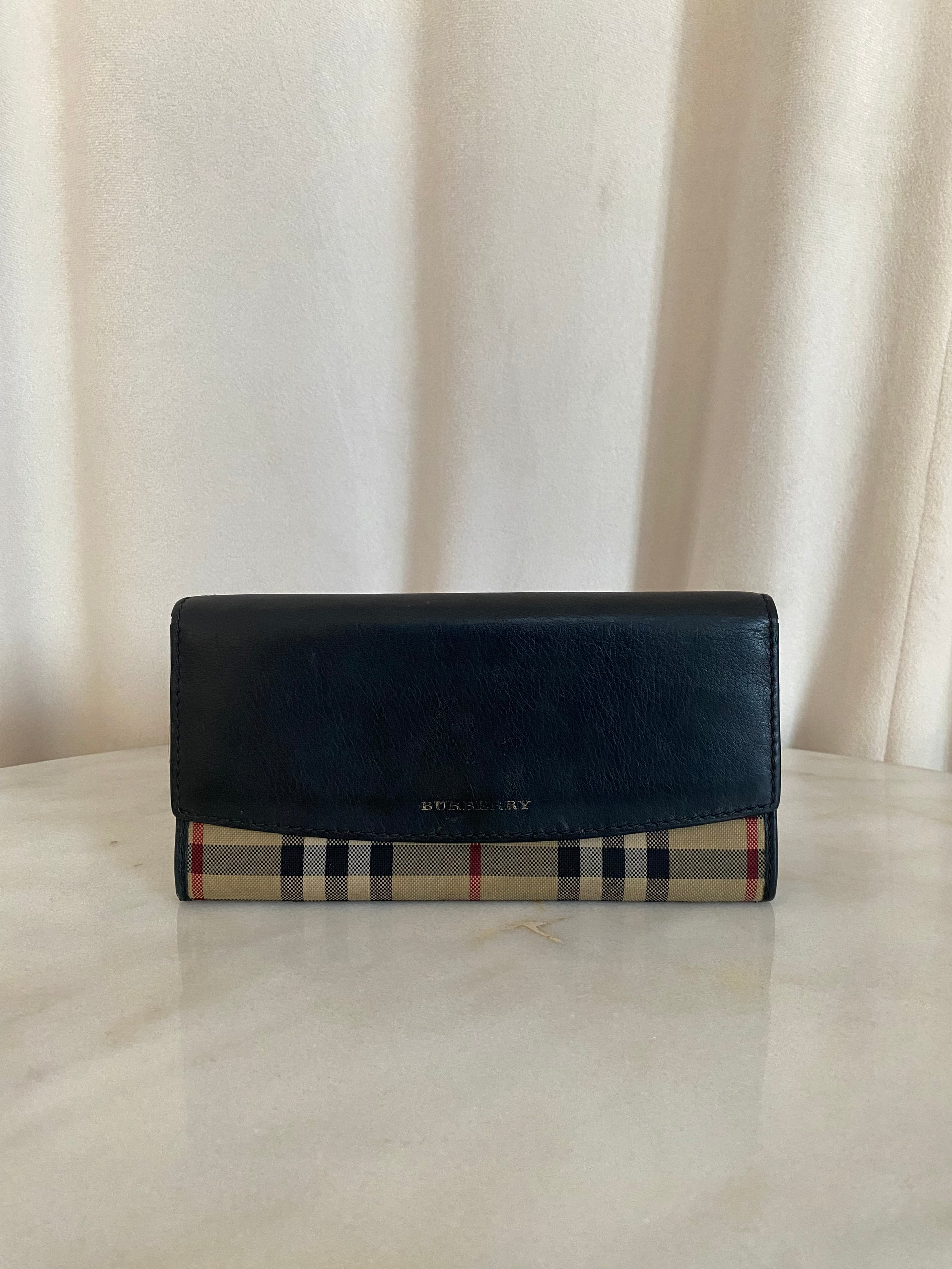 Burberry House Check Black Long Wallet