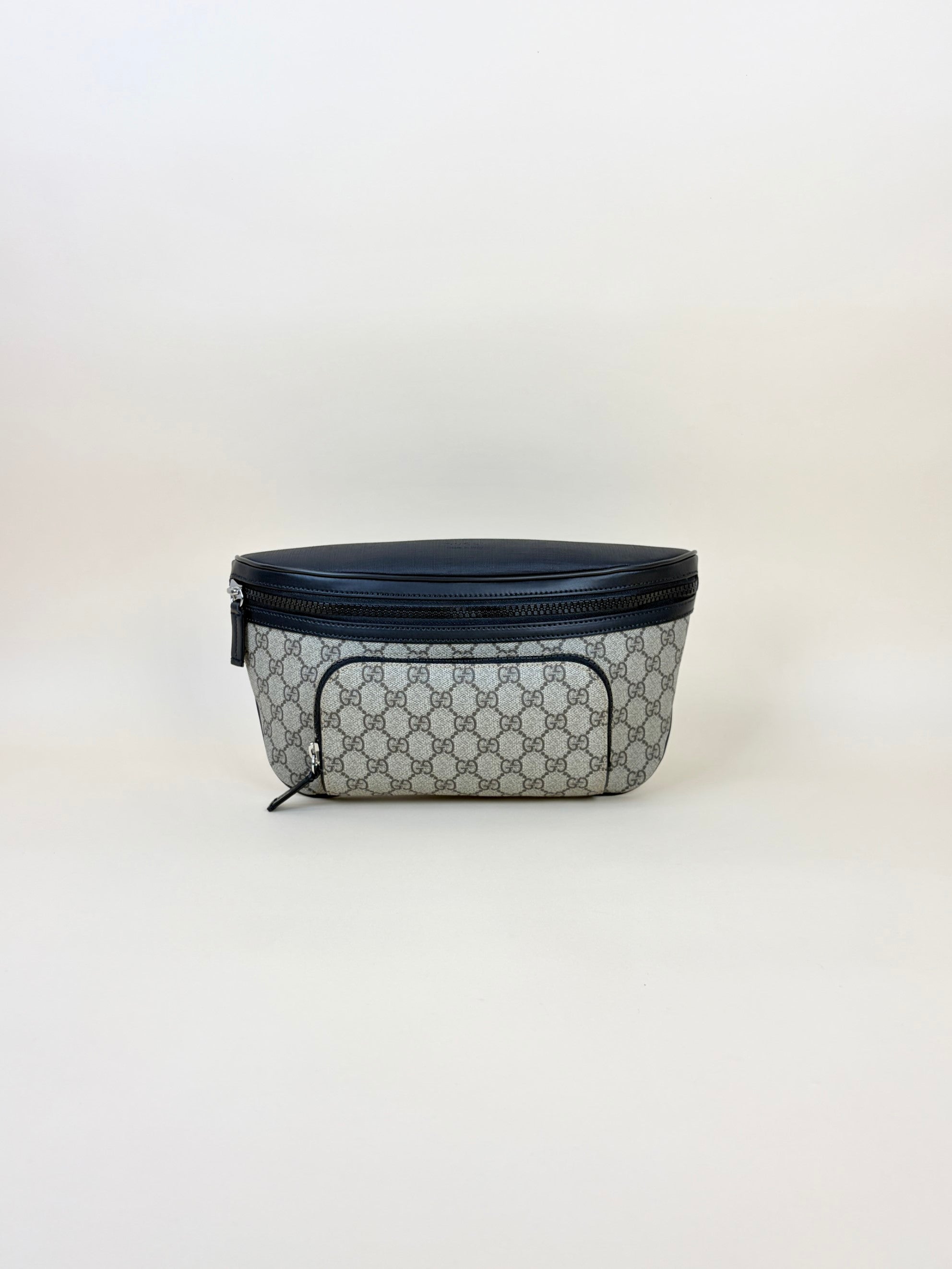 Gucci Bicolor GG Supreme Monogram Large Belt Bag