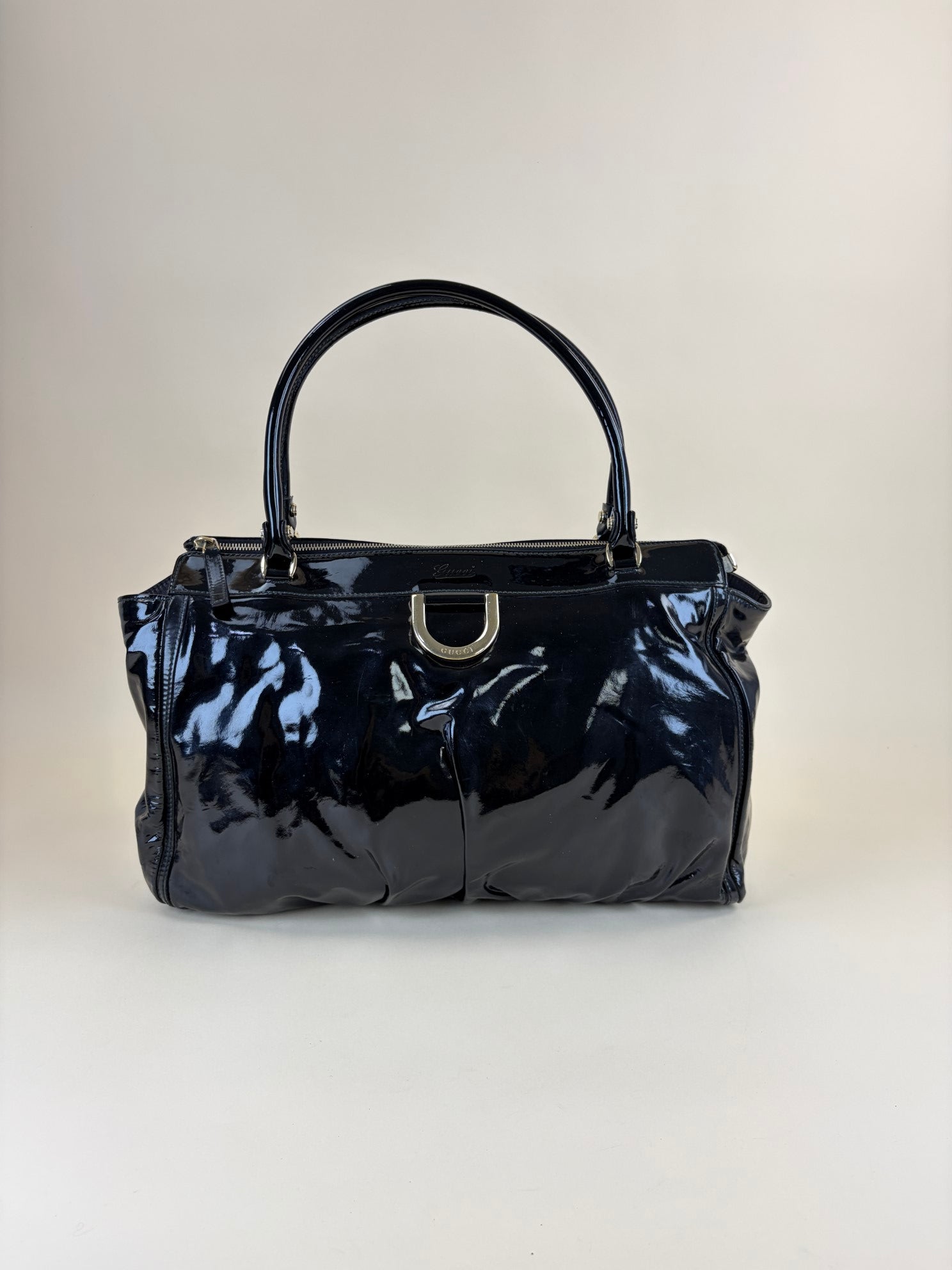 GUCCI vinyl-D black vernis shoulder bag