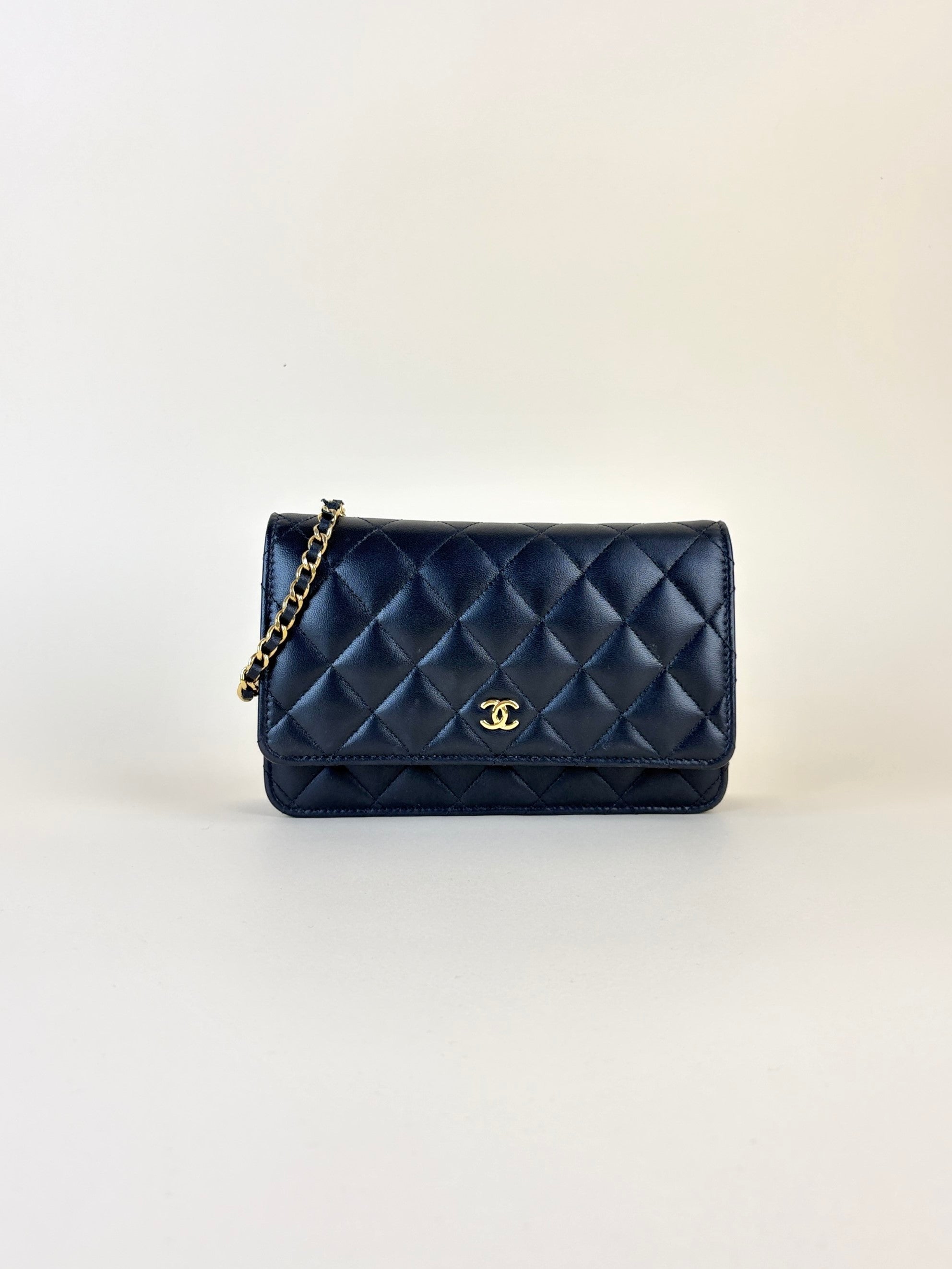 Chanel black lambskin quilted wallet on chain