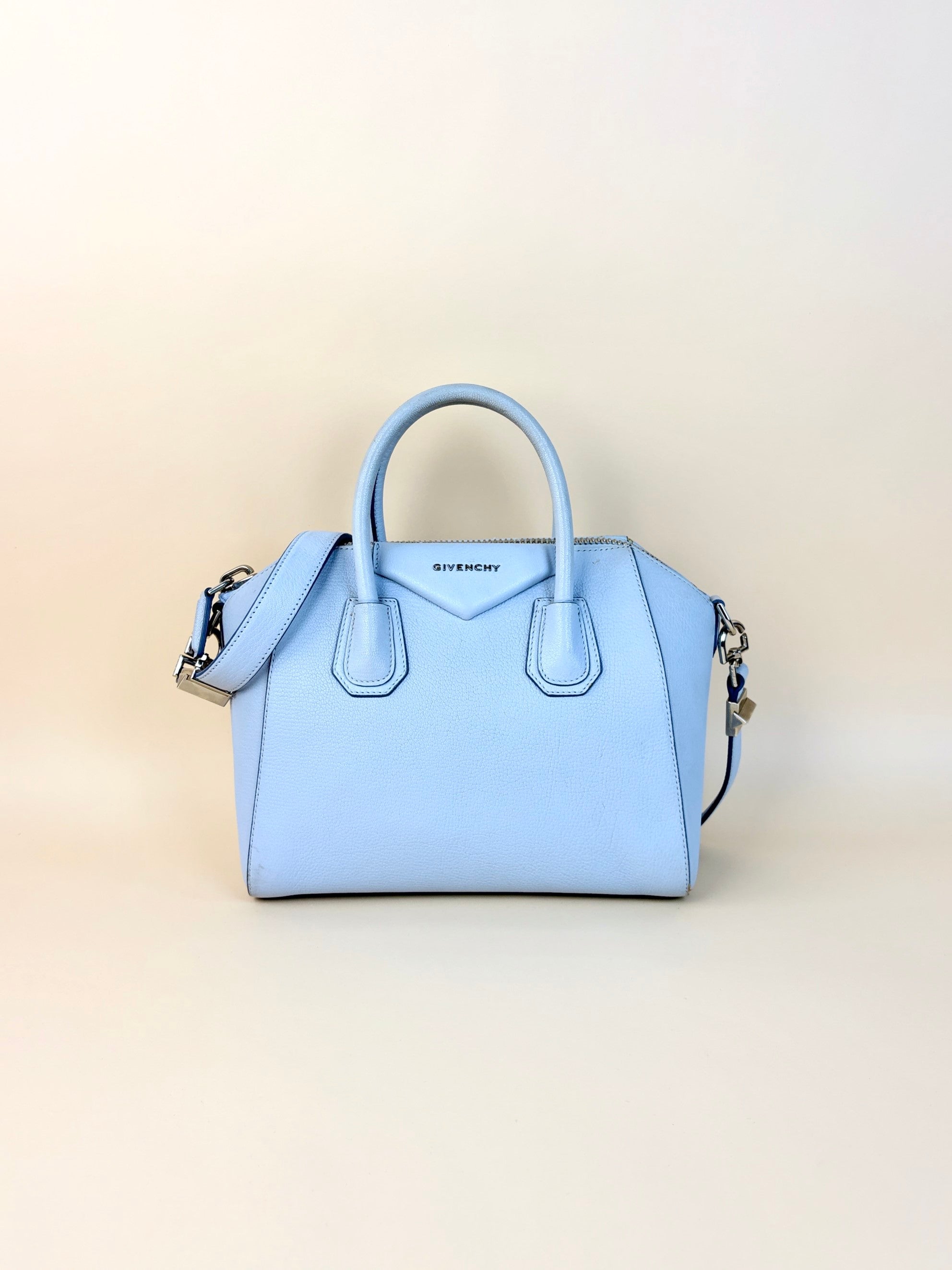 Givenchy grey small Antigone grained leather bag