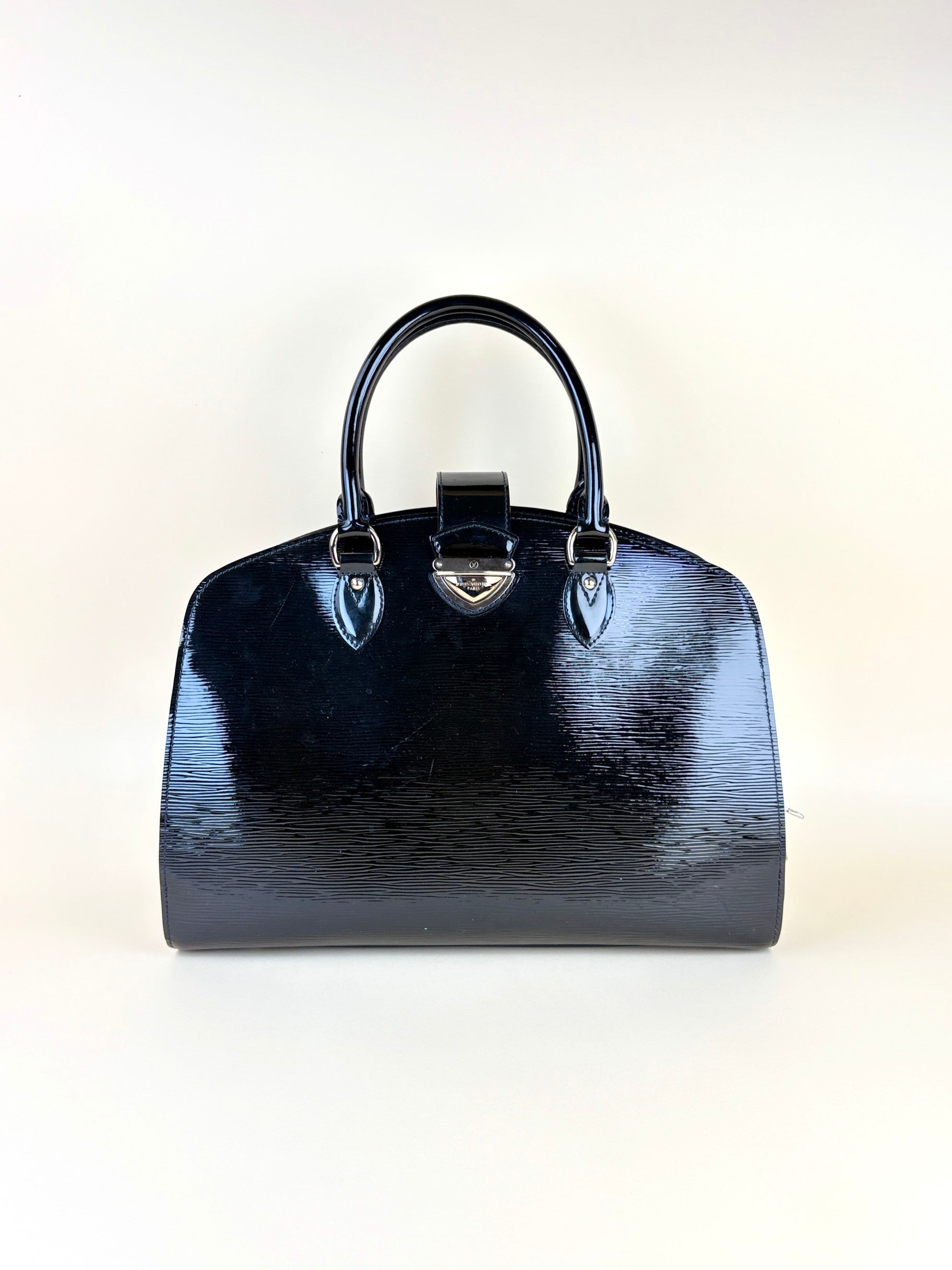Louis Vuitton black electric epi leather punt- Neuf GM Tote Bag