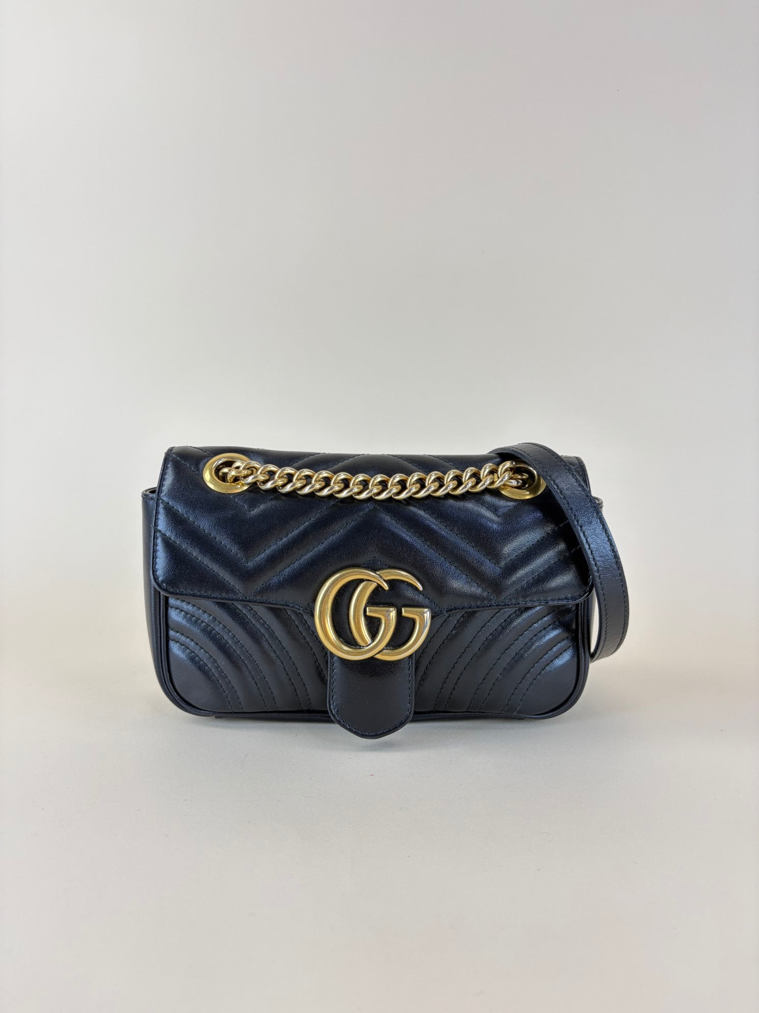 Gucci Black GG Marmont Small Shoulder Bag