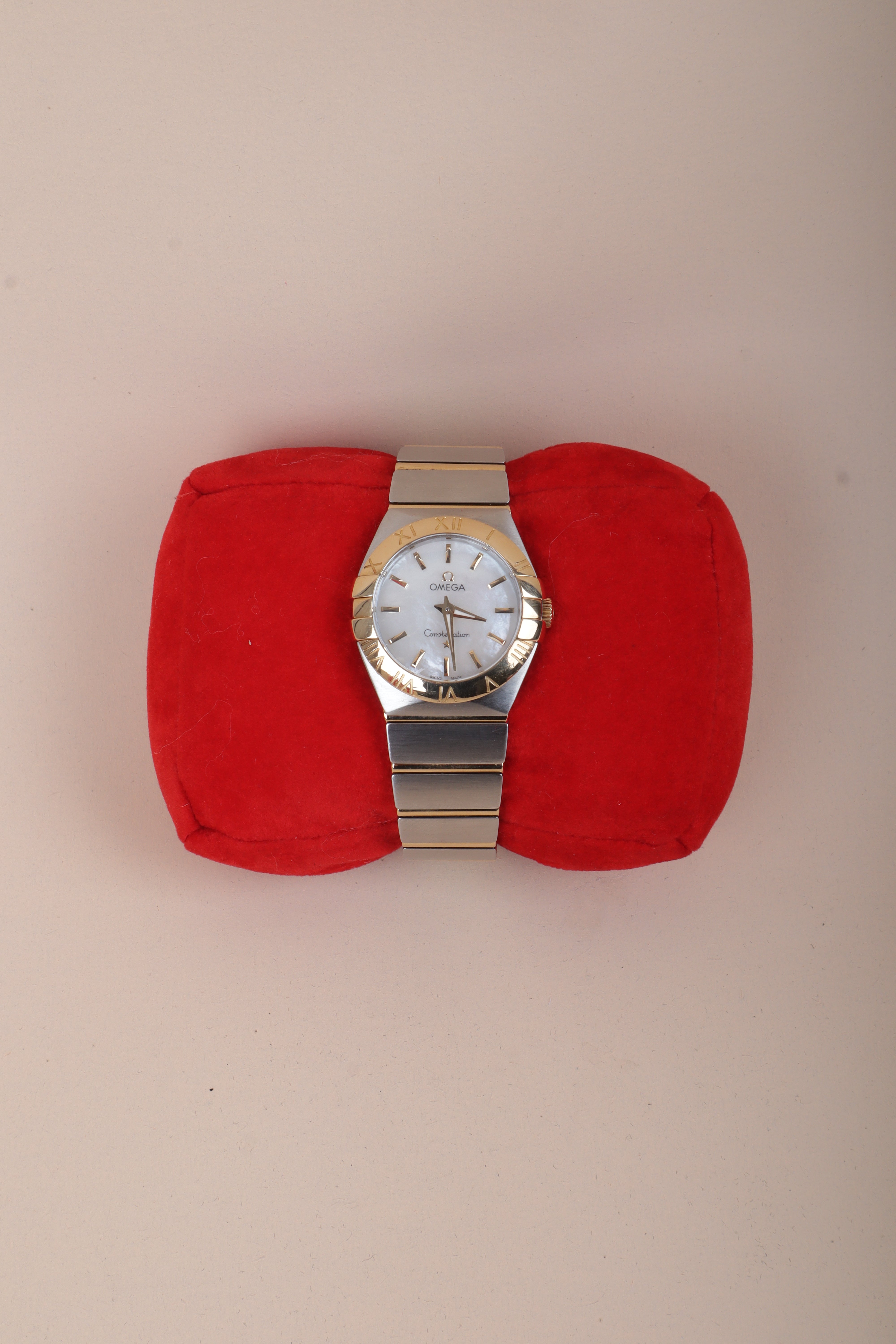 Omega 18K Yellow Gold Steel Constellation MOP 27mm Watch