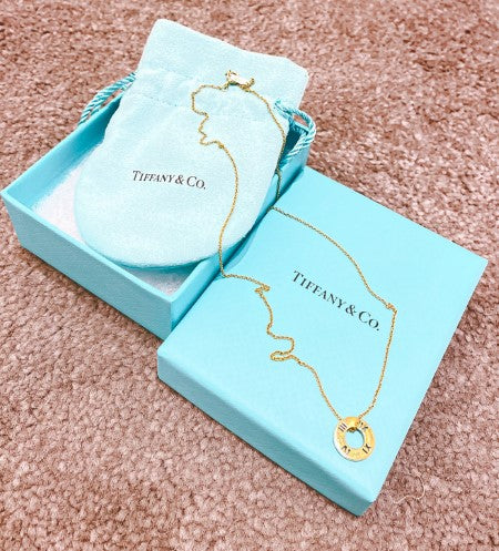 Tiffany & Co 18K Yellow Gold 4 Diamonds Atlas Pendant Necklace