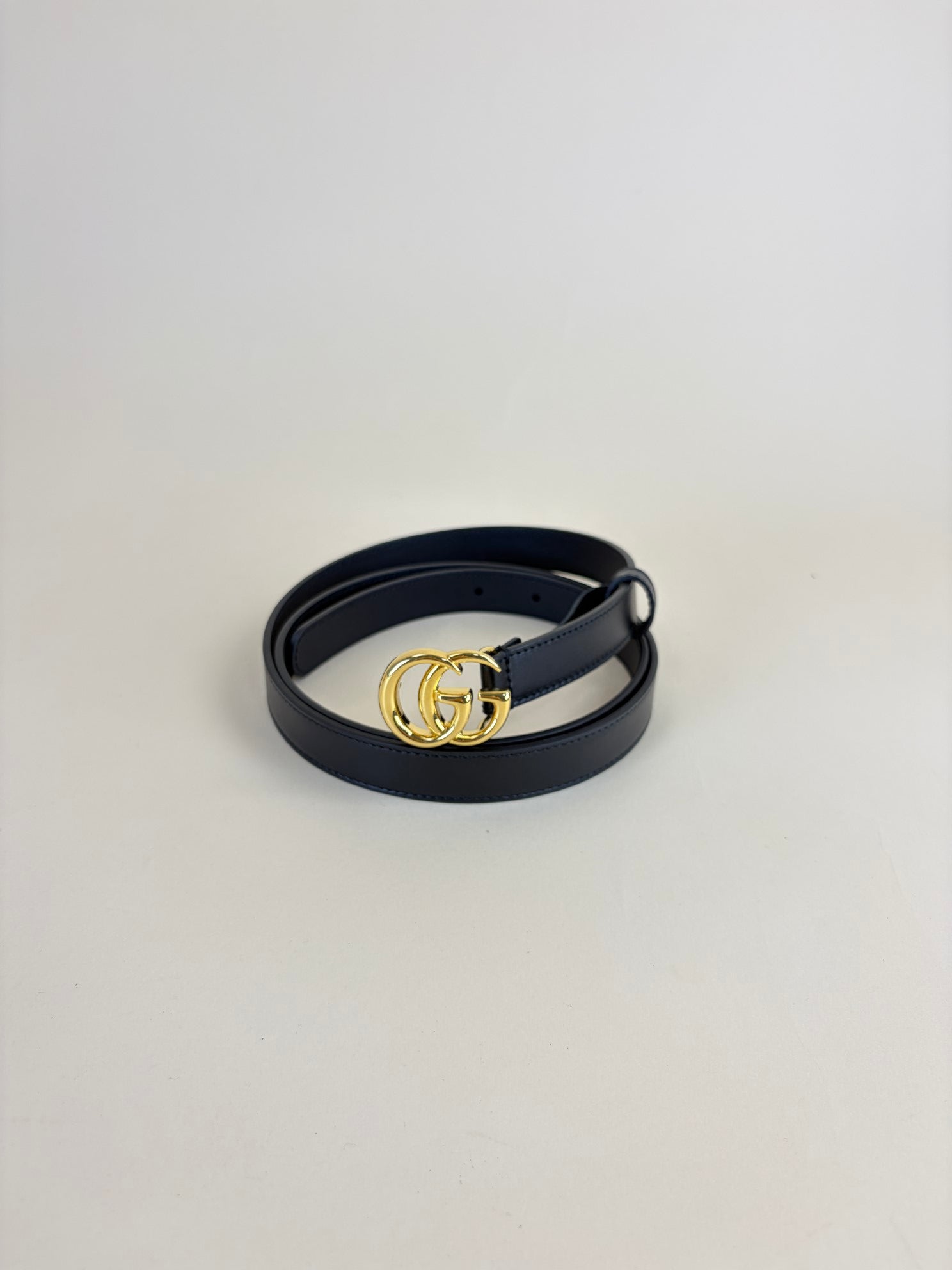 Gucci Black Smooth GG Marmont Thin Belt 42