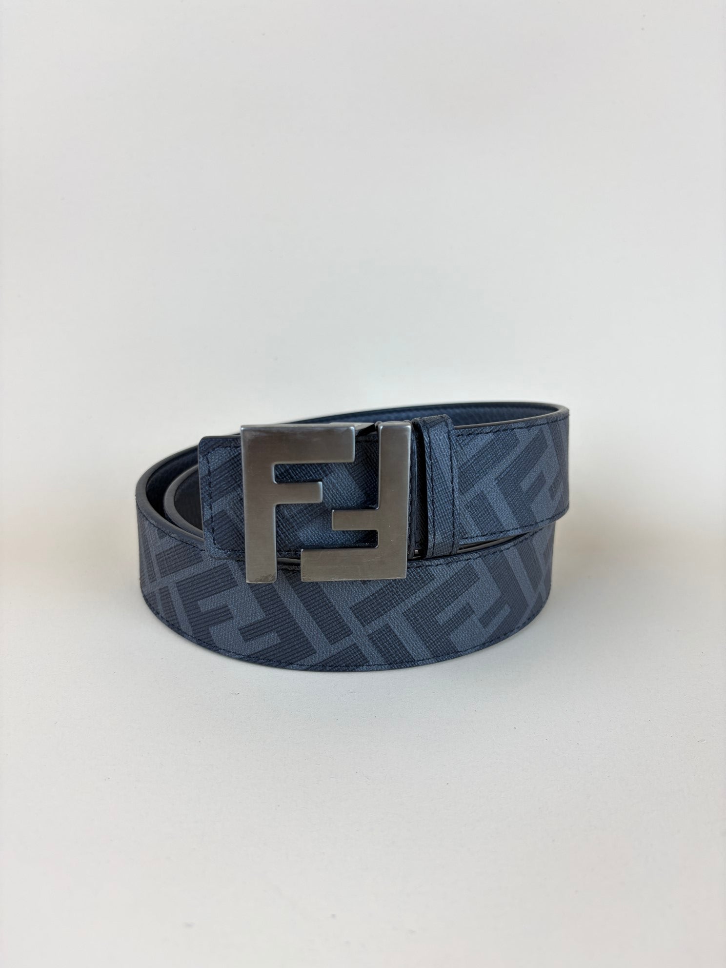 Fendi squared reversible ff gray and black belt