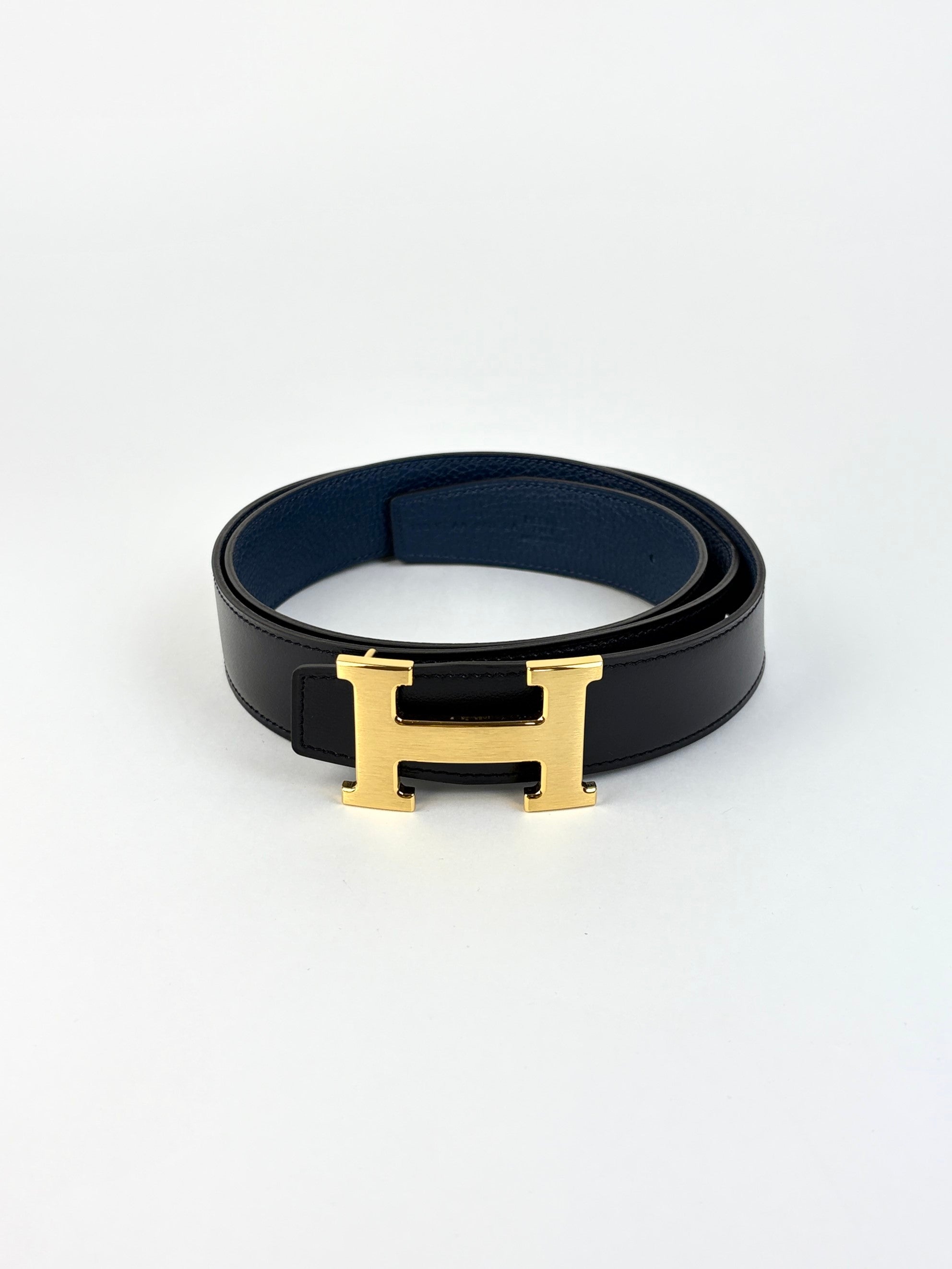 Hermes noir /blue nuit box 135and togo calfskin erversible H buckle gold plated belt
