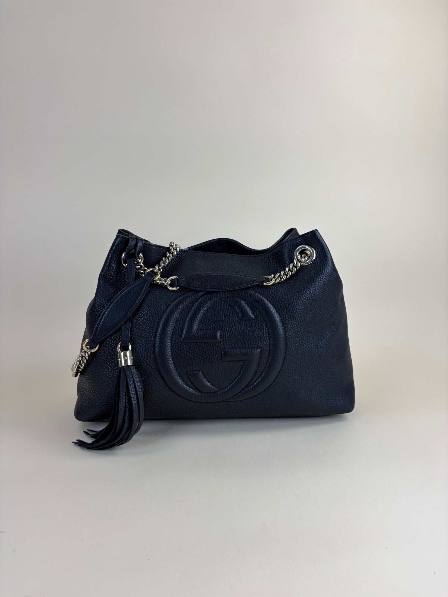 Gucci medium soho chain