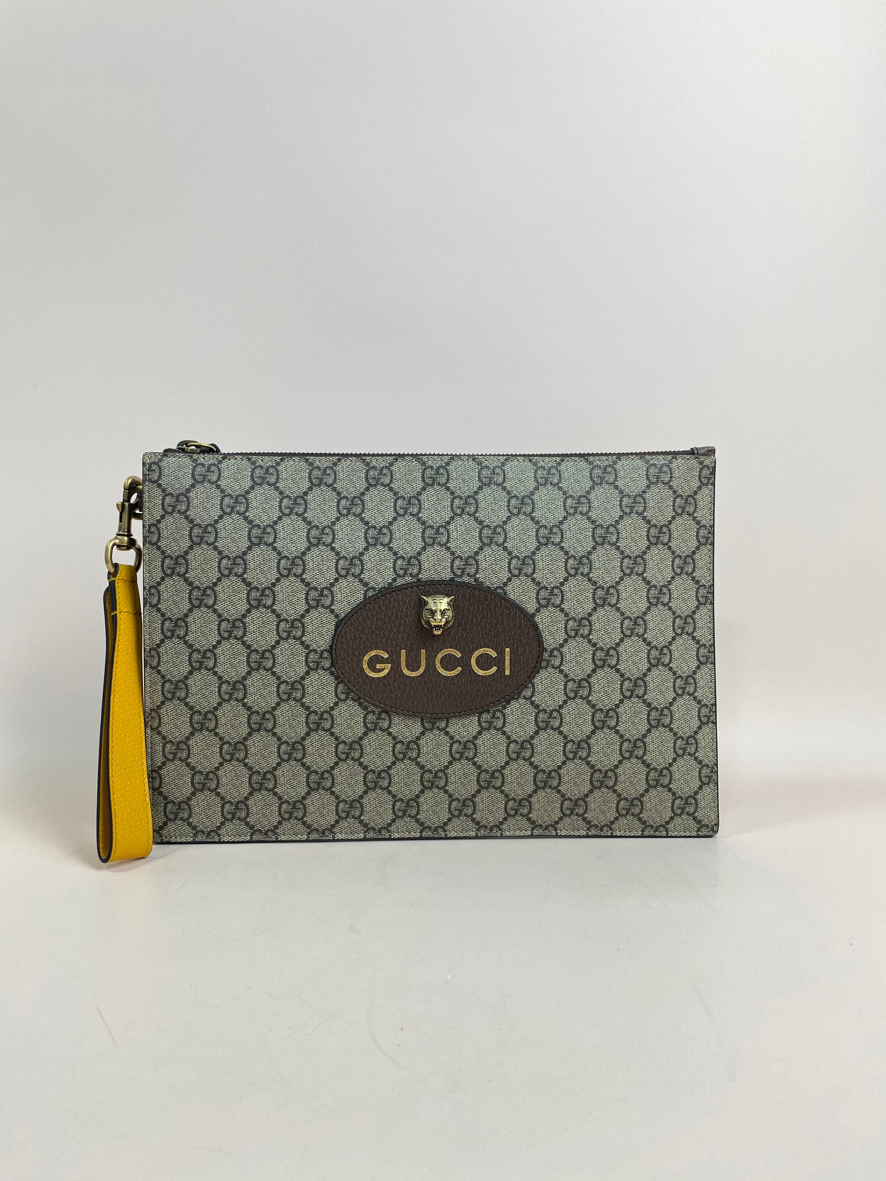 Gucci Beige GG Supreme Neo Vintage Flat Pouch